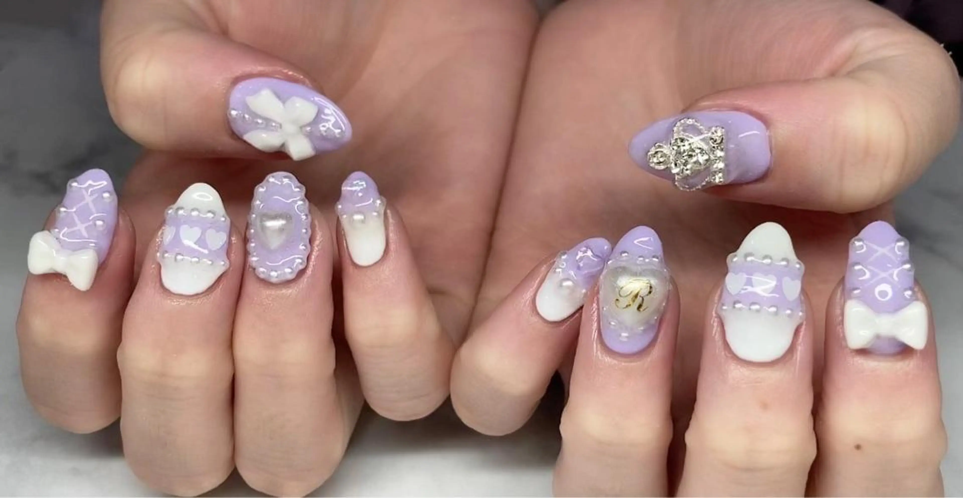 ネイル マツエク・マツパ アイブロウ 韓国風マツエク パリジェンヌラッシュリフト まつげパーマ ワンホンマツエク 長さ出し ハンドネイル Nail&eye Belire 新宿のネイルデザイン