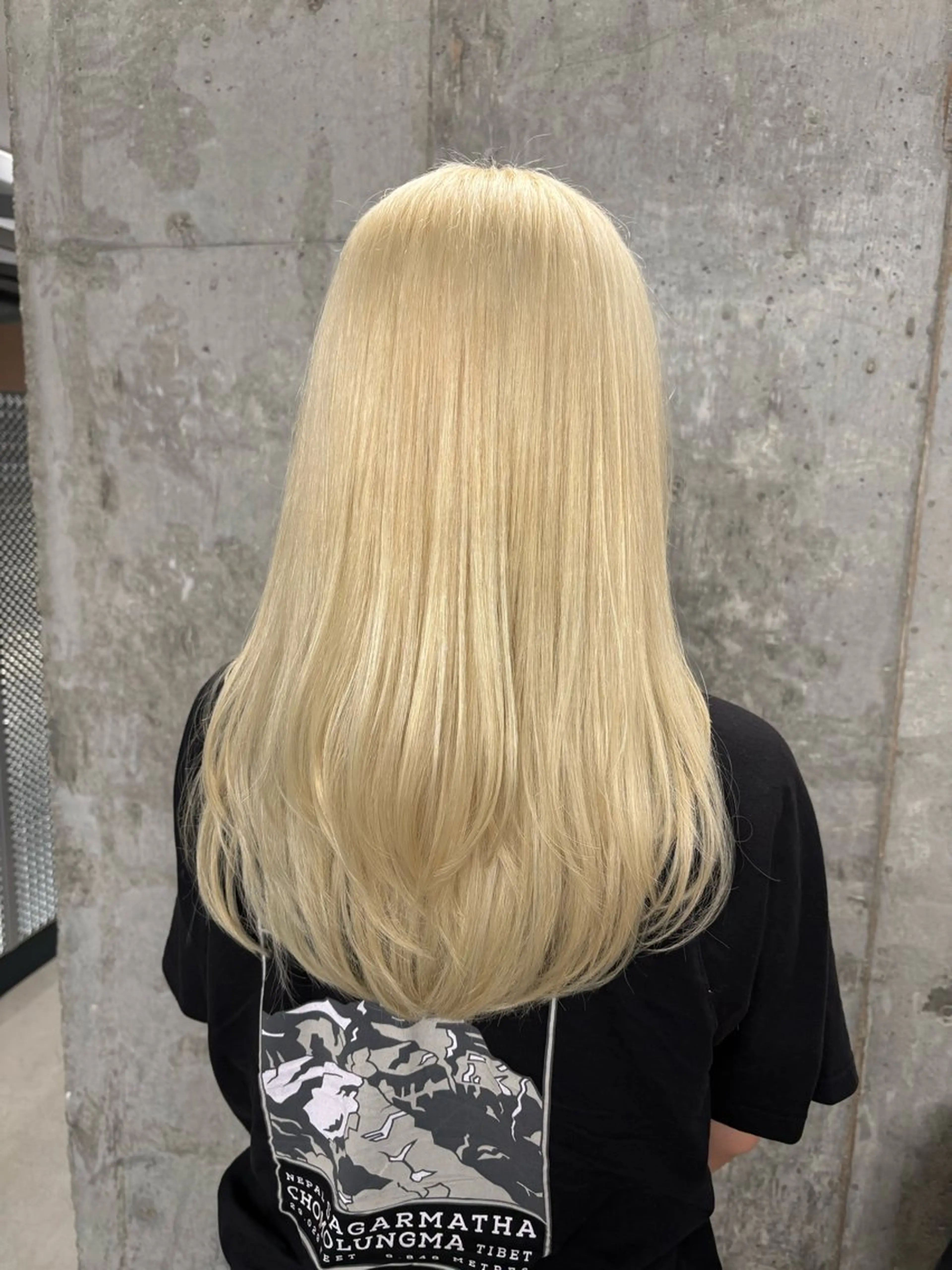 ロング ロングレイヤー レイヤーカット ロング 宇野愛華∕ パーマスタイルのヘアスタイル