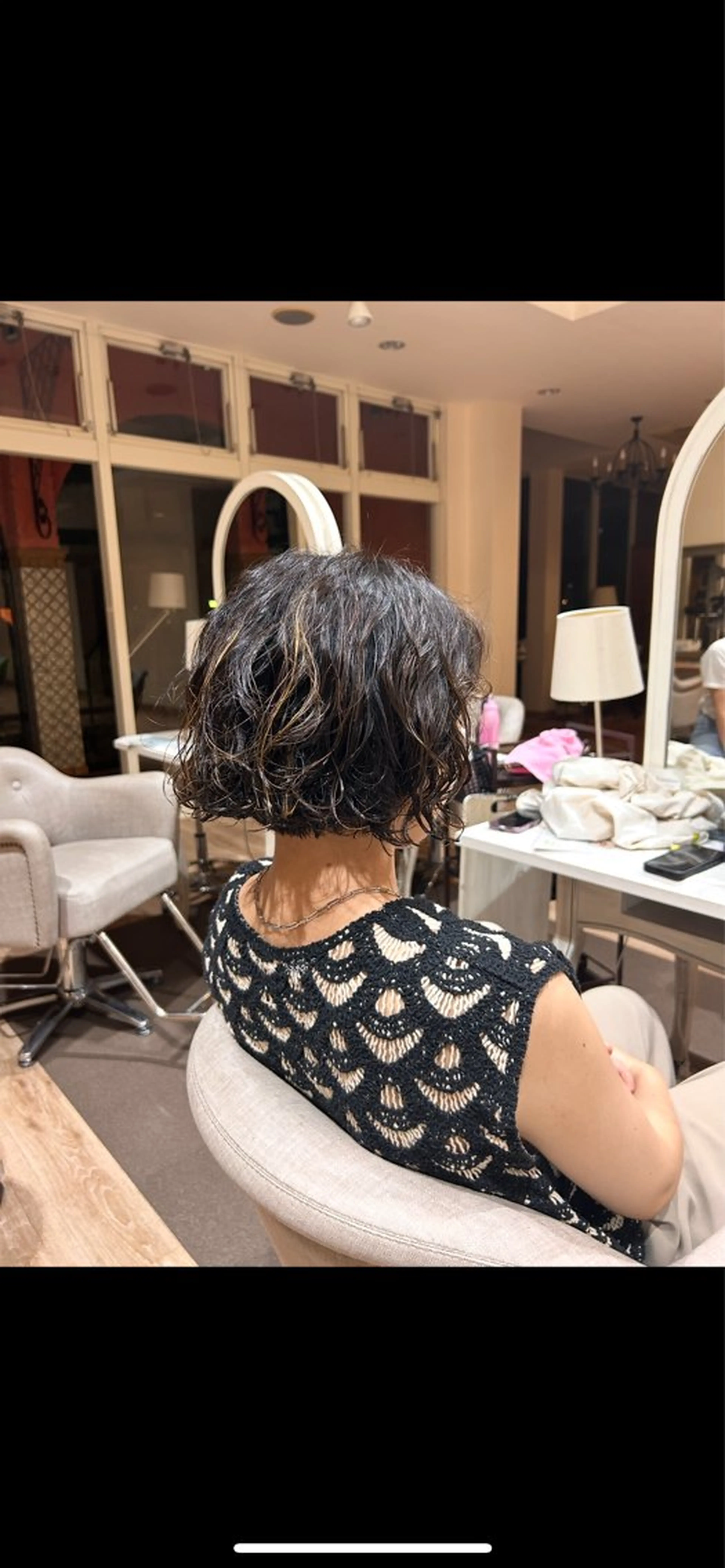 ショート パーマ 小島 瑚白のヘアスタイル