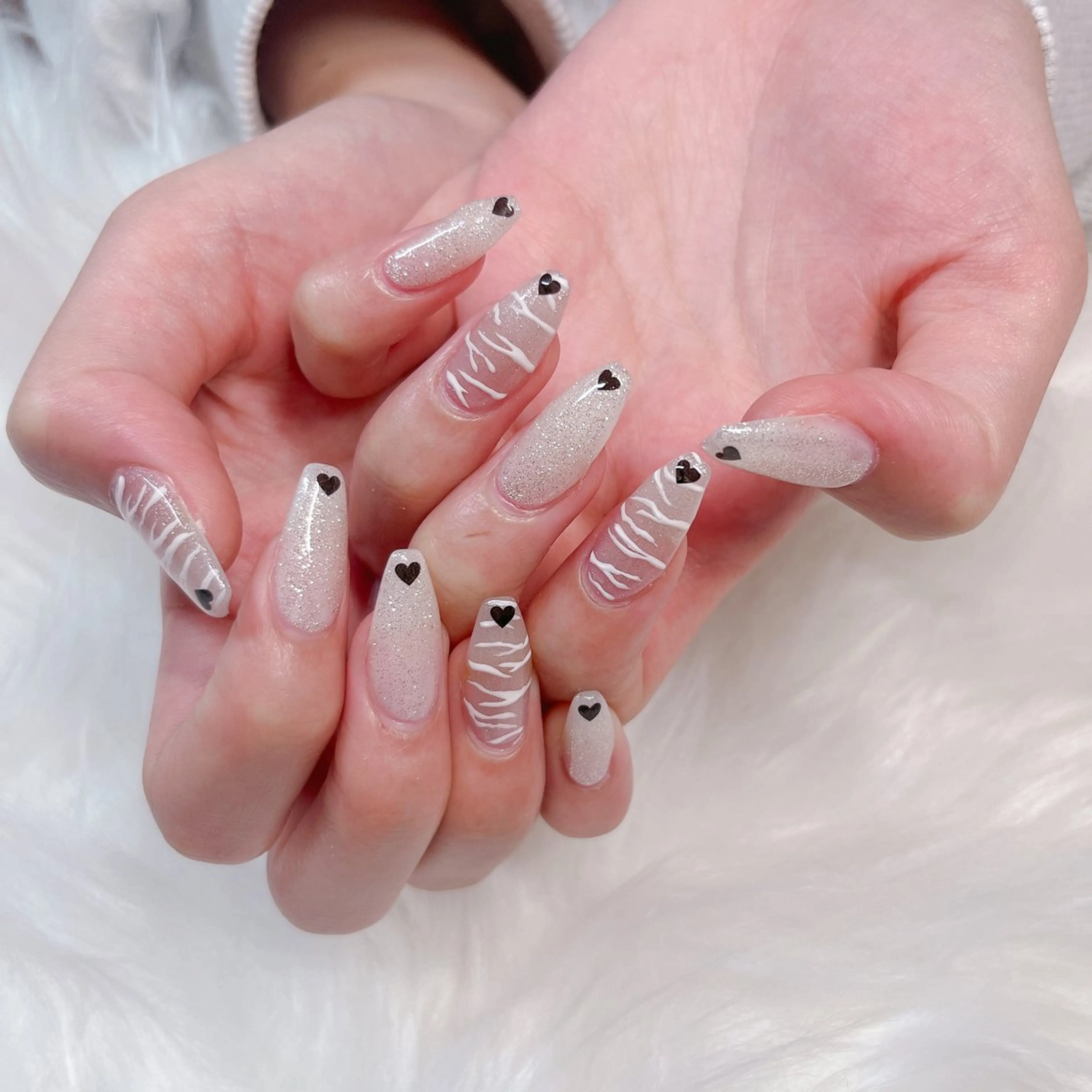 ネイル ハンドネイル 根津 綾子のネイルデザイン