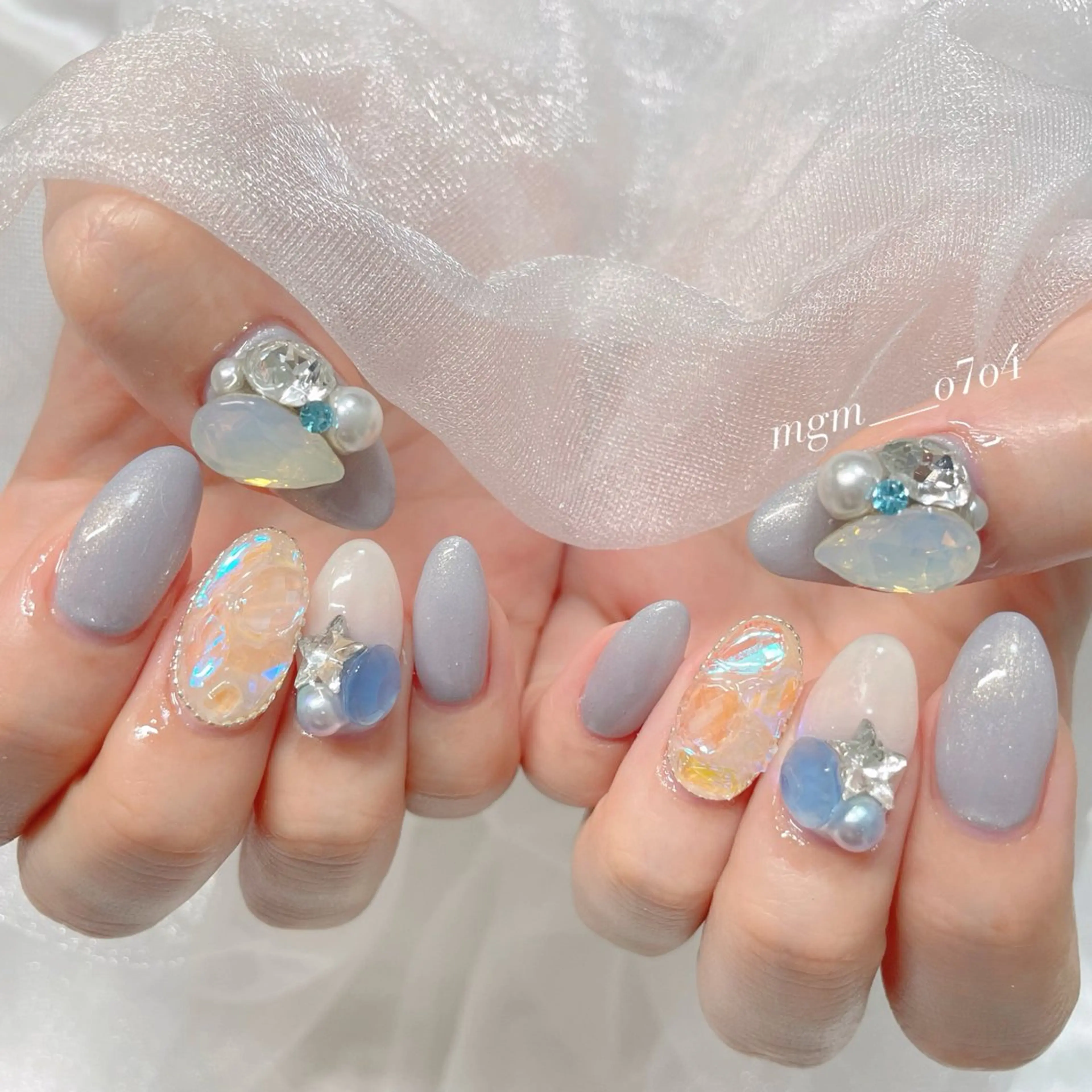 ネイル ハンドネイル ハンドケア MoON...❤︎ MeGuのネイルデザイン