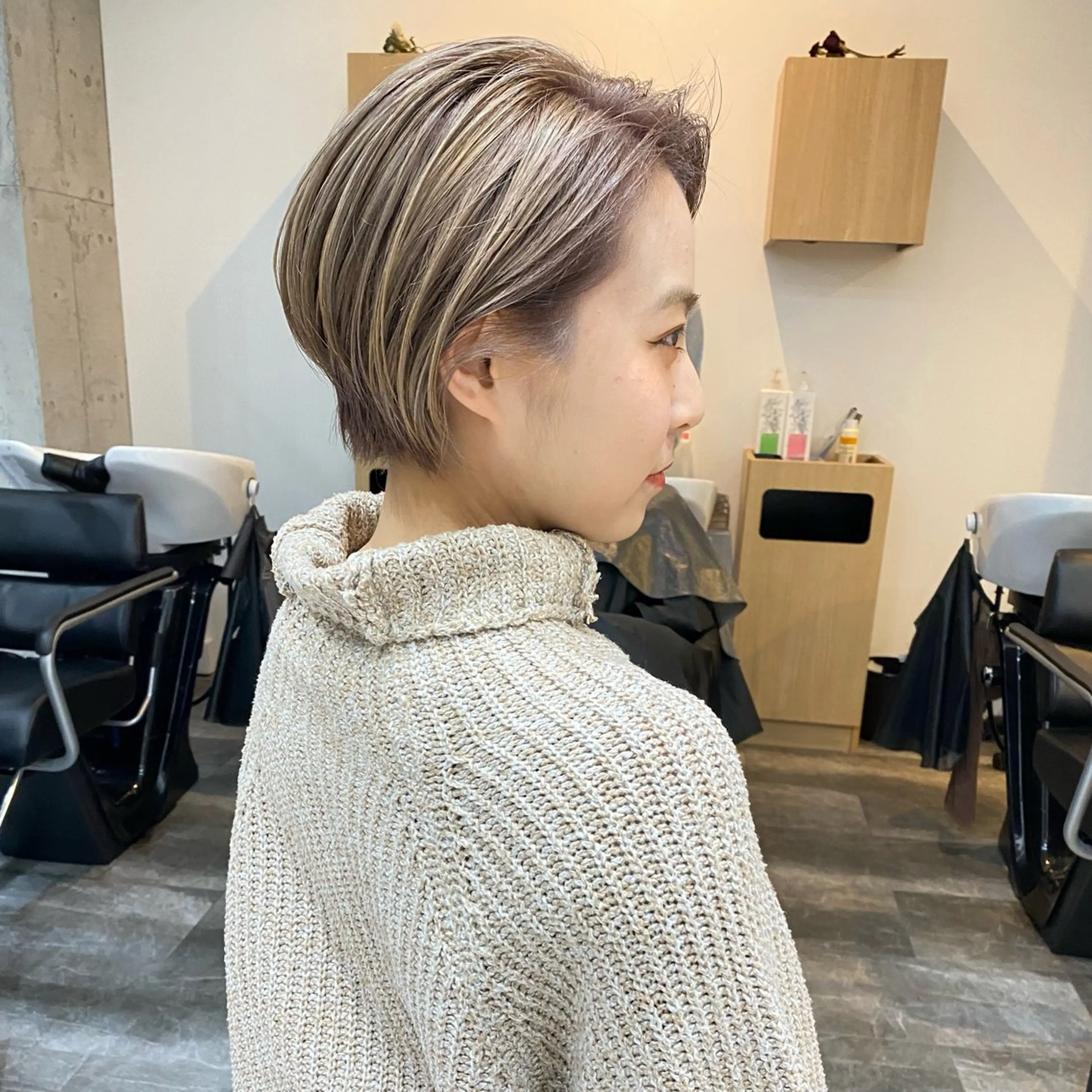 ショート ハイライト 髪質改善 レイヤーカット ショートヘア ショート職人 美容師【KENTA】のヘアスタイル