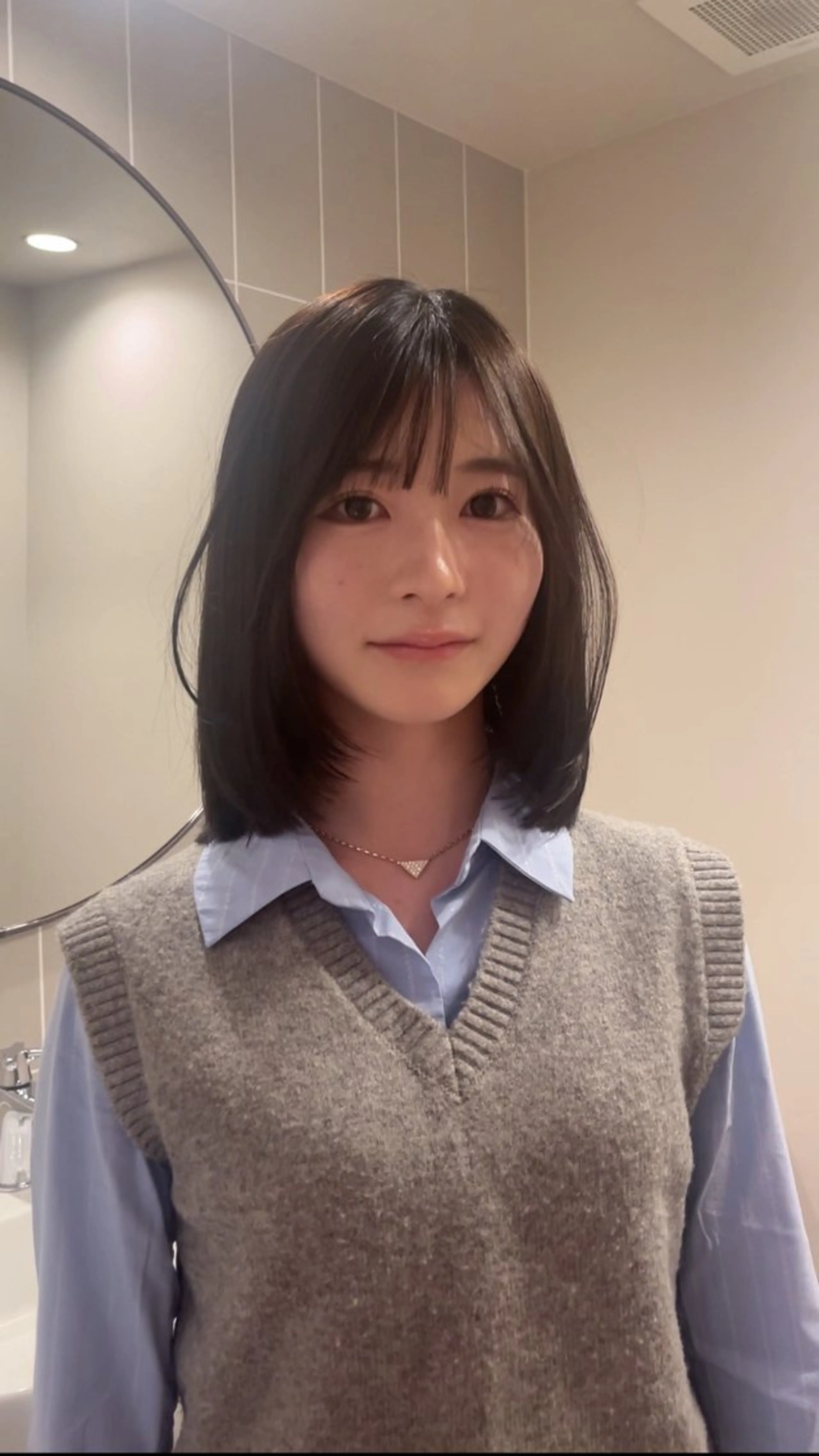 ミディアム FILMS所属・-みつま はるな-のヘアスタイル