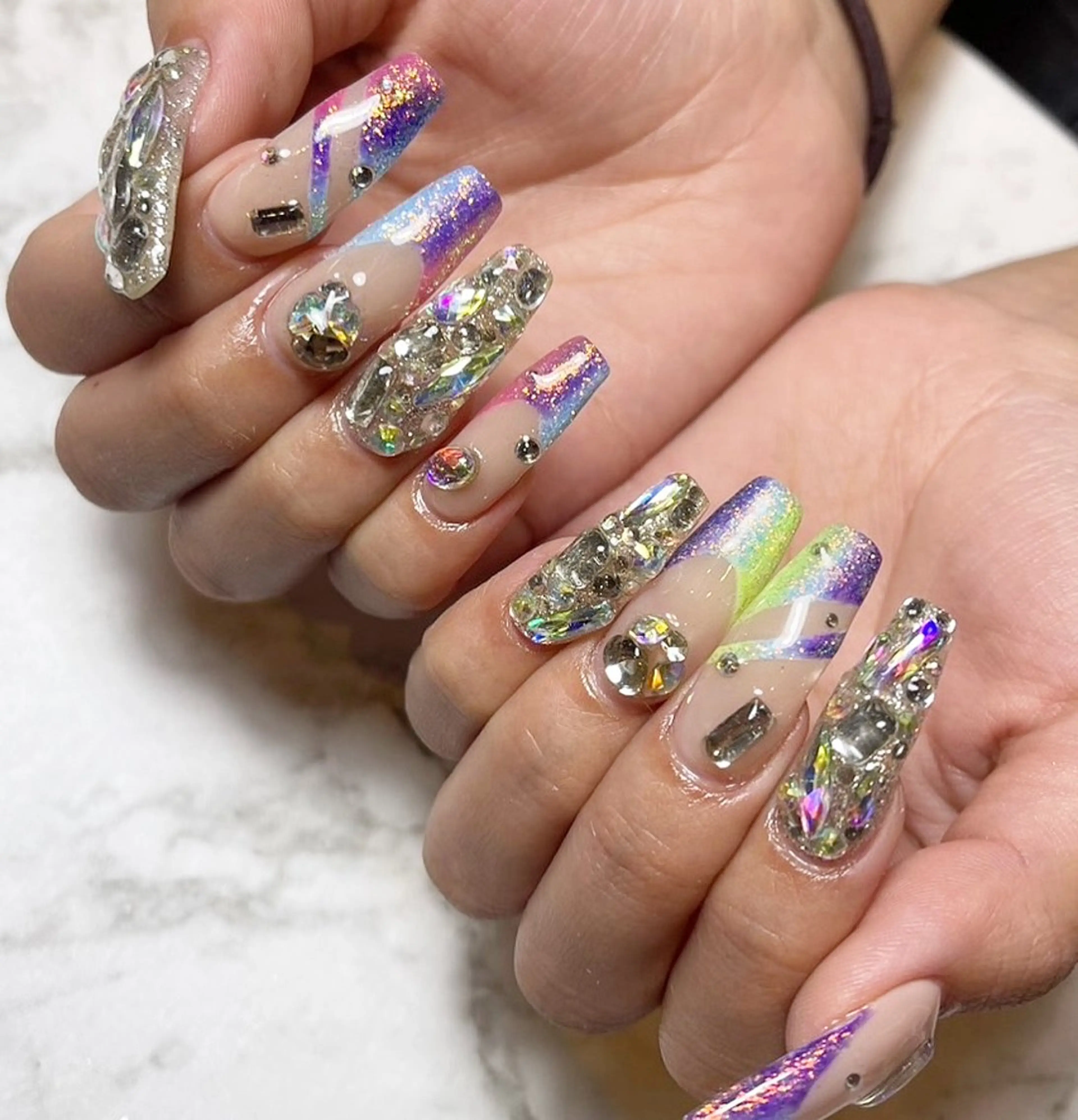 ネイル amour 川崎店のネイルデザイン