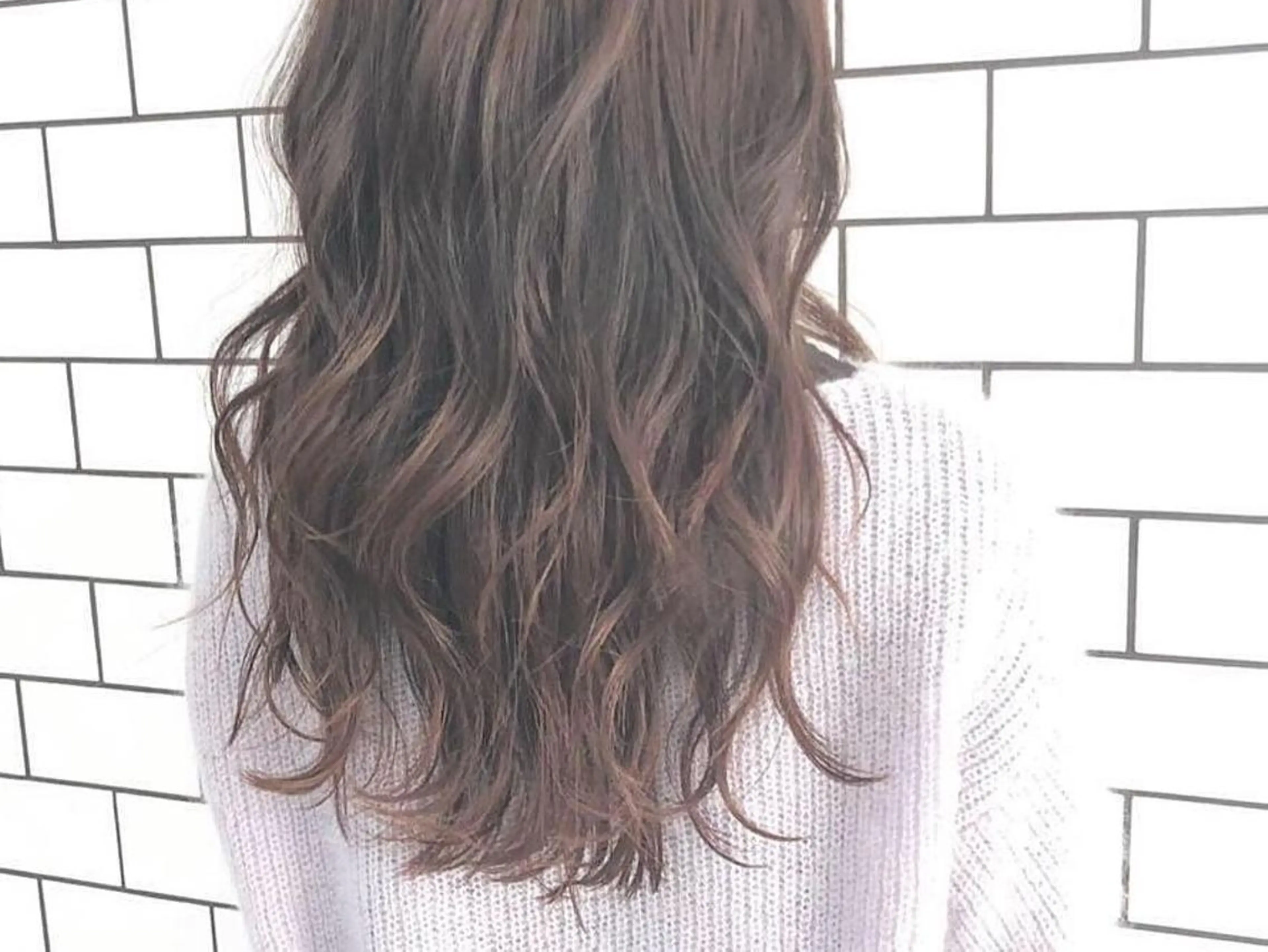 ミディアム カラー パーマ ヘアアレンジ ネイル マツエク・マツパ 川野 彩海のヘアスタイル