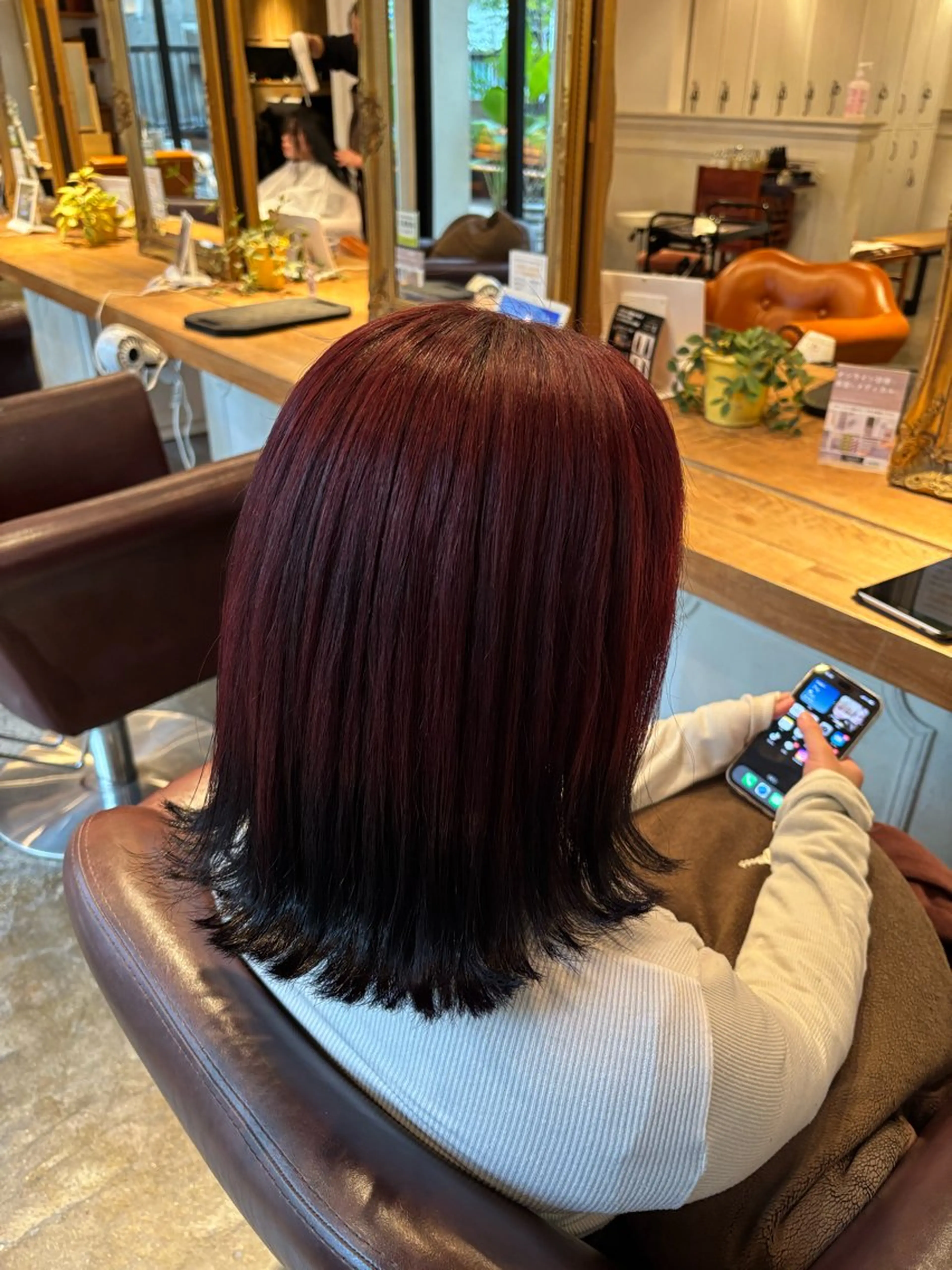 ミディアム オリーブカラー/艶髪 🦋kokona🦋のヘアスタイル