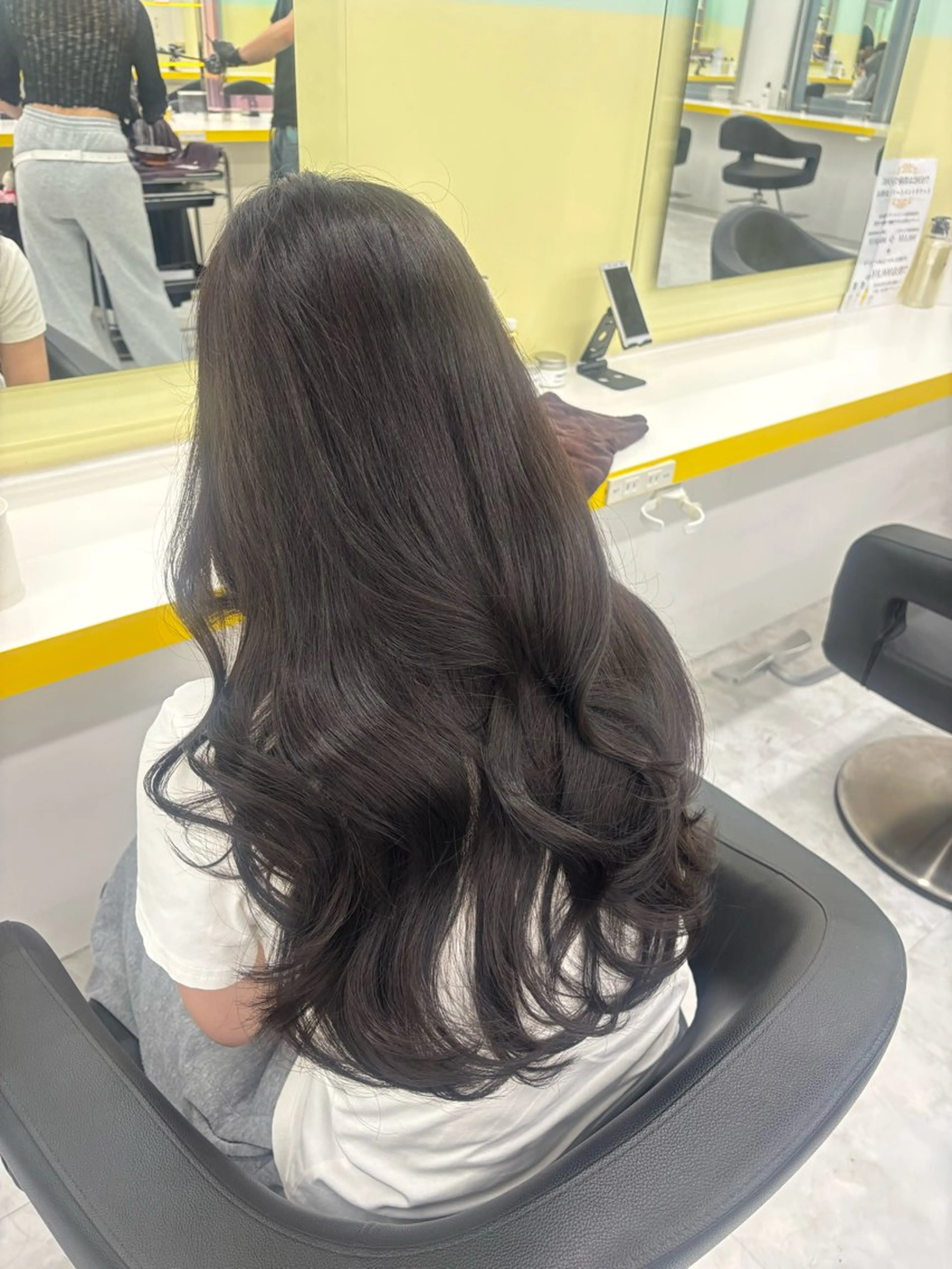 ロング カラー ヘアカラー トリートメント ベージュ×レイヤー 🤎横浜/miu🤎のヘアスタイル