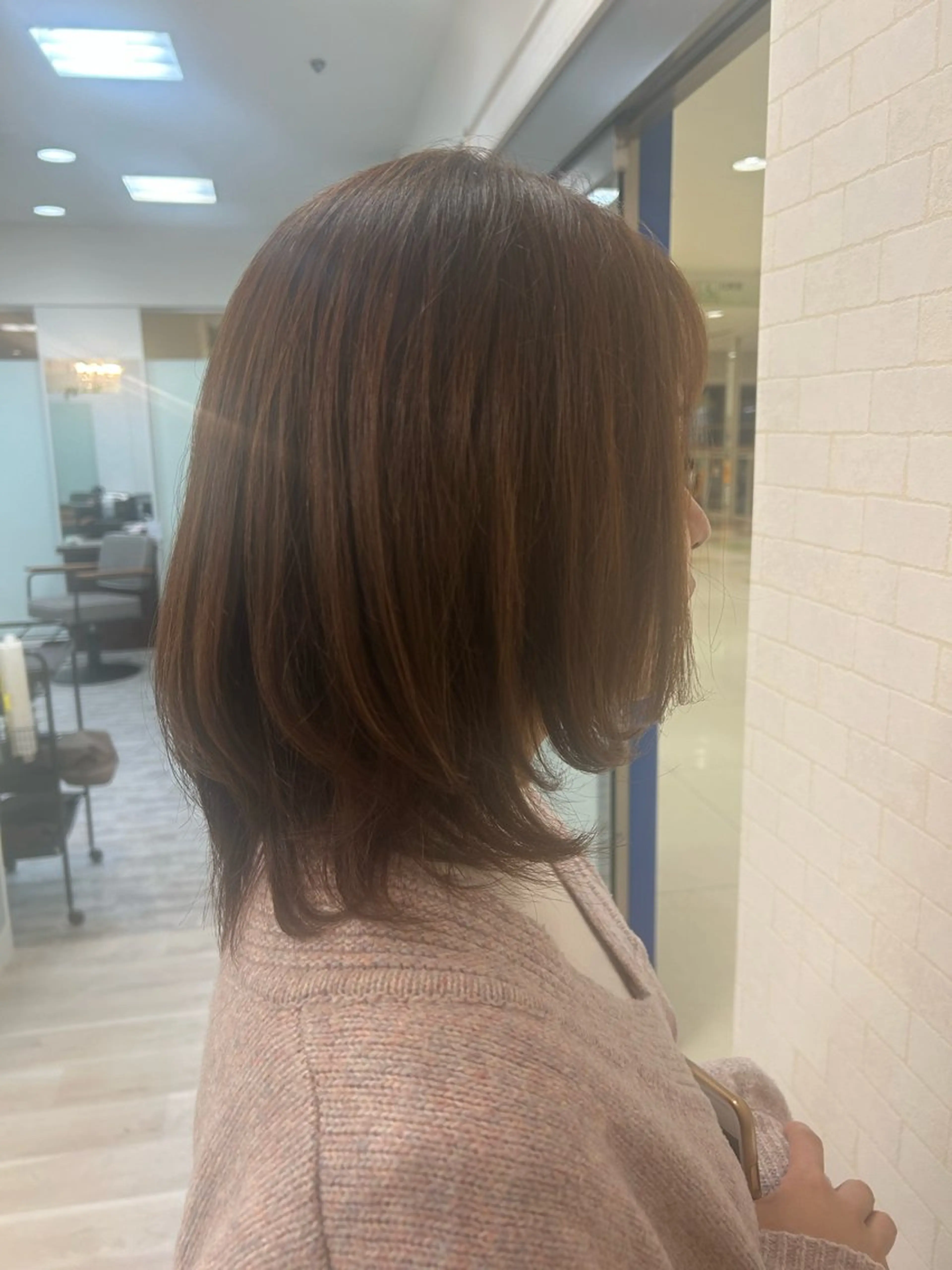 ミディアム ボブ 顔まわりレイヤー 顔周りカット レイヤーカット 瀧 葉月のヘアスタイル