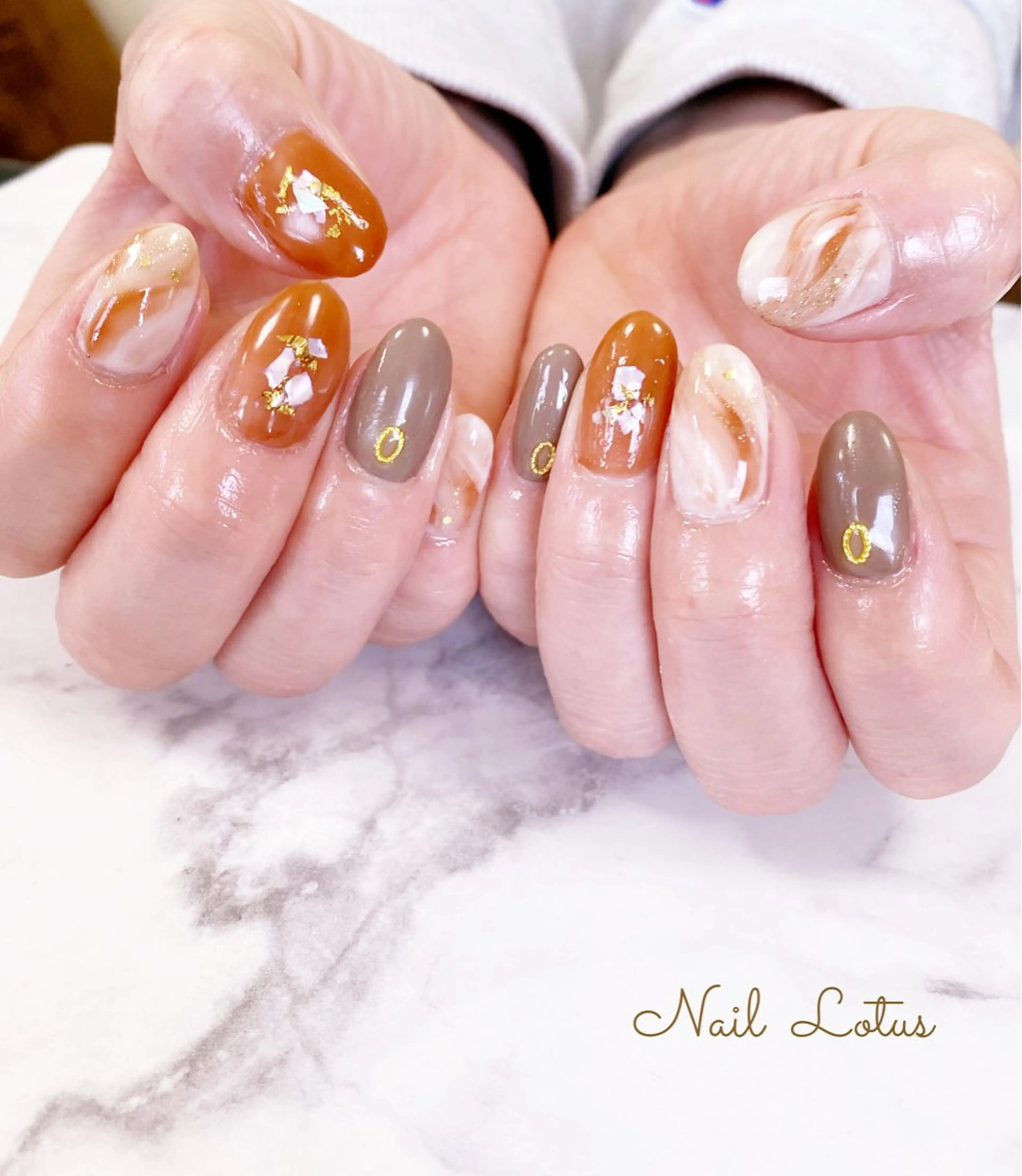 ネイル ニュアンスネイル ハンドネイル ネイル＆脱毛 Lotus🌸のネイルデザイン