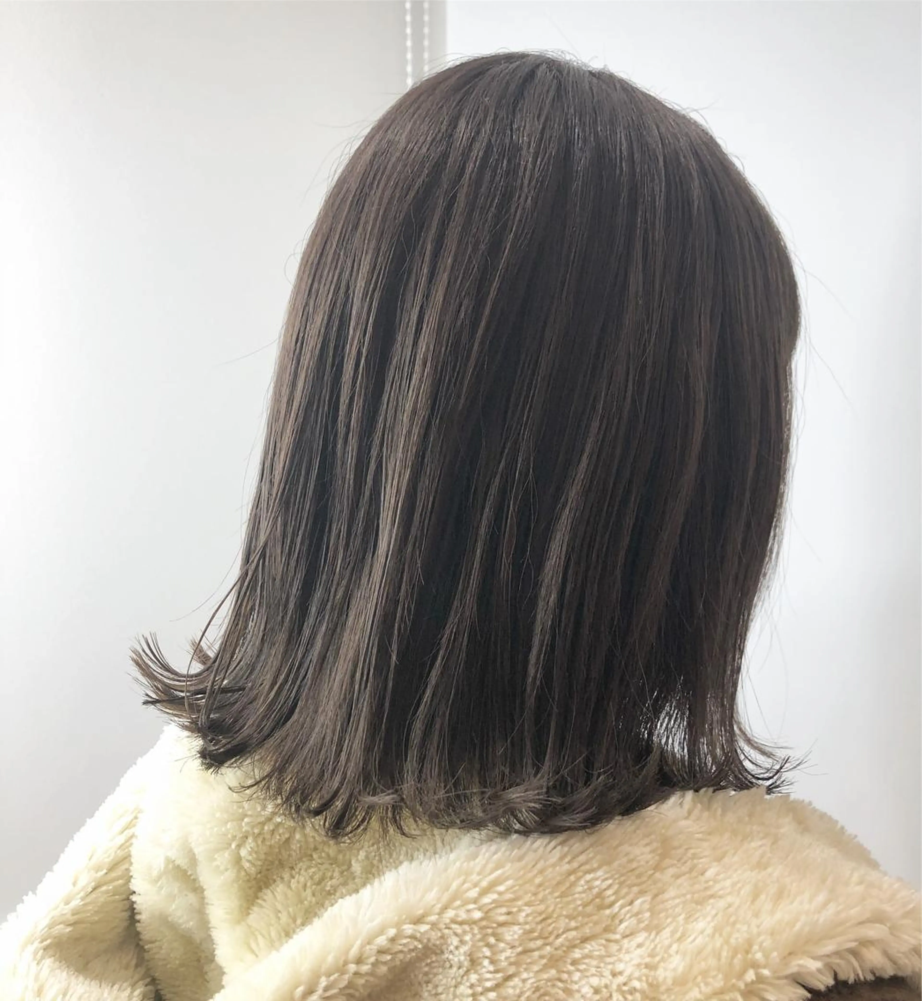 ミディアム カラー グレージュ イルミナカラー ラベンダーカラー ラベンダーグレージュ ラベンダーグレー sano sayakaのヘアスタイル