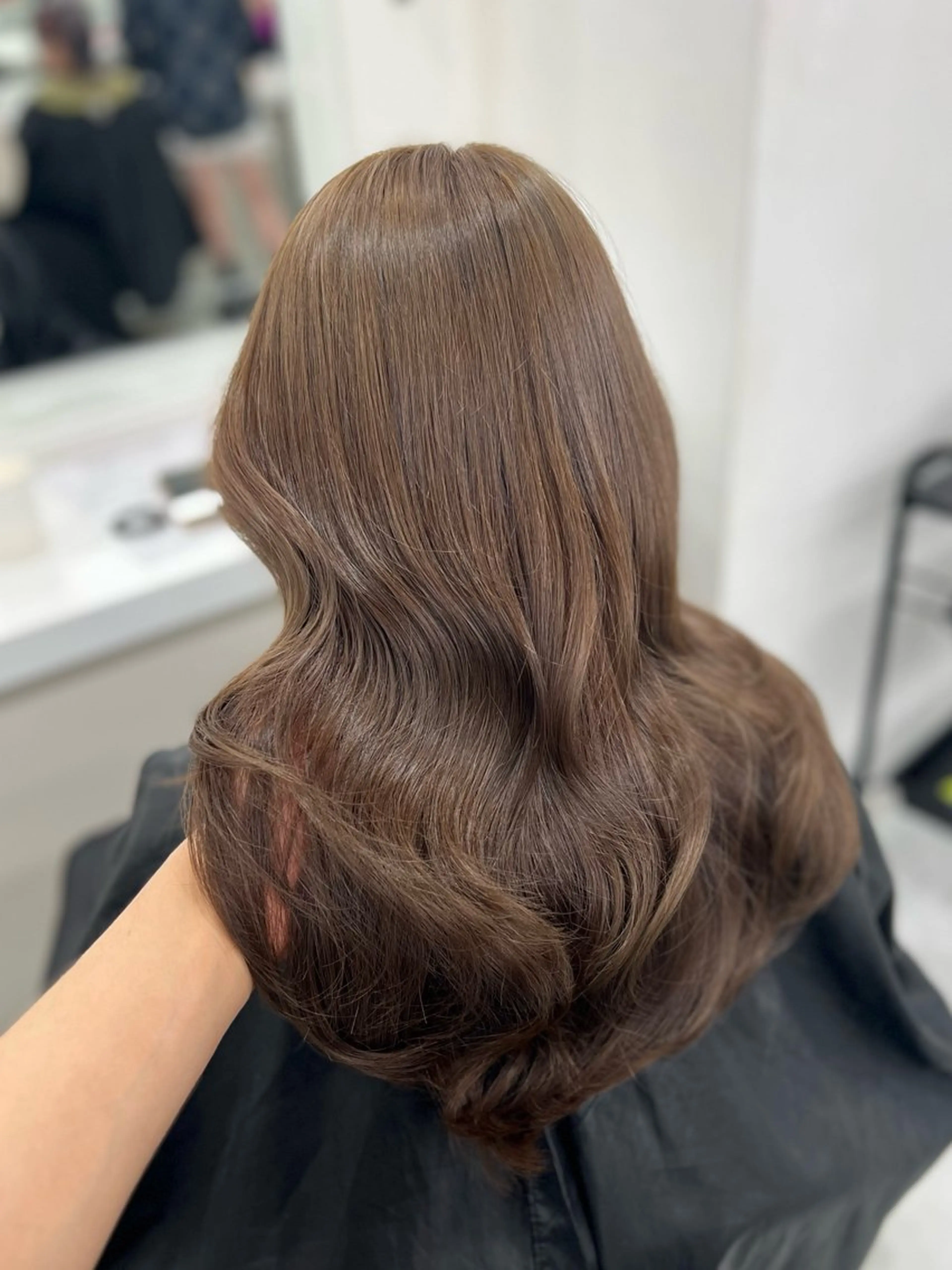 セミロング カラー 透明感カラー🫧 レイヤーカットのヘアスタイル