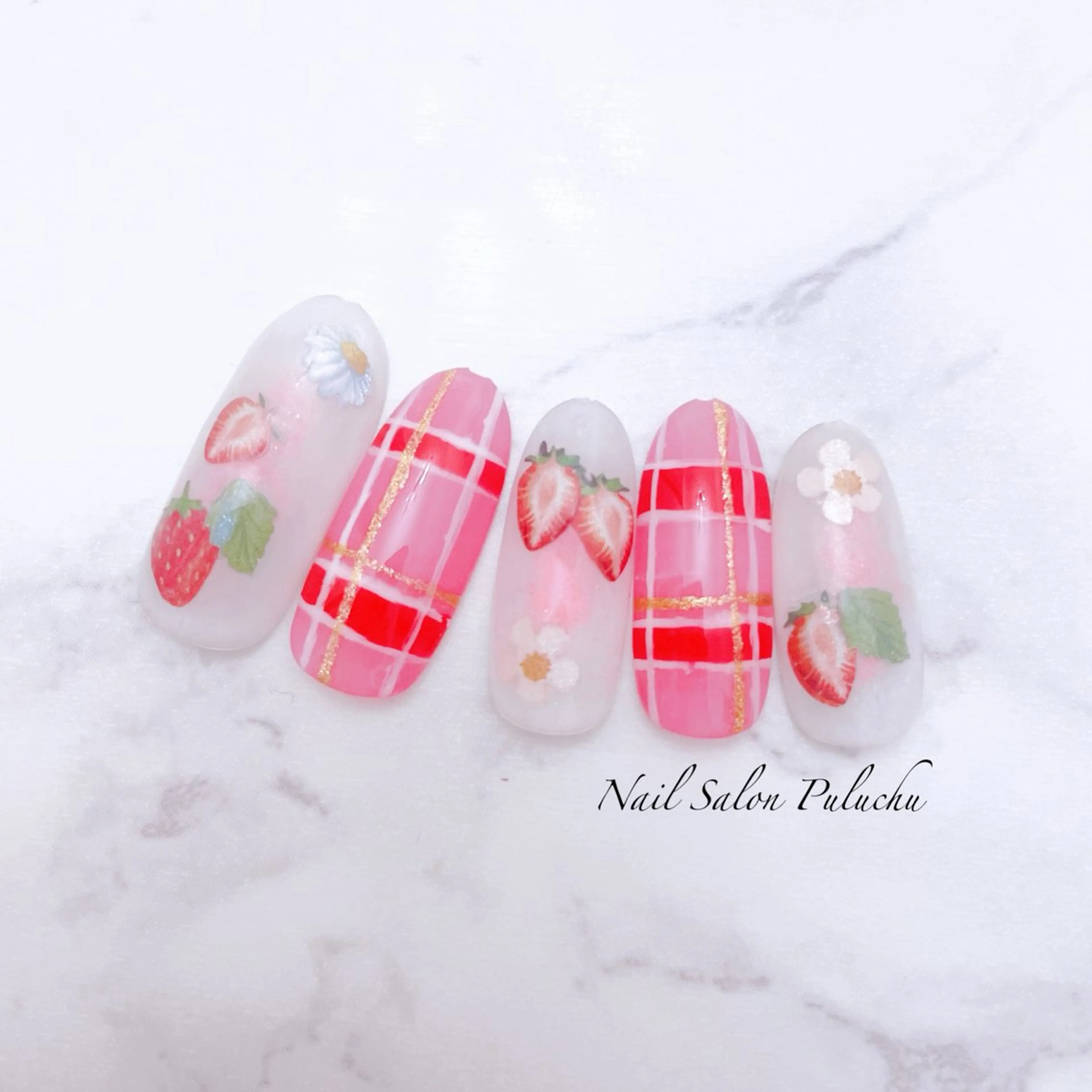 ネイル ♡ puluchu ♡のネイルデザイン