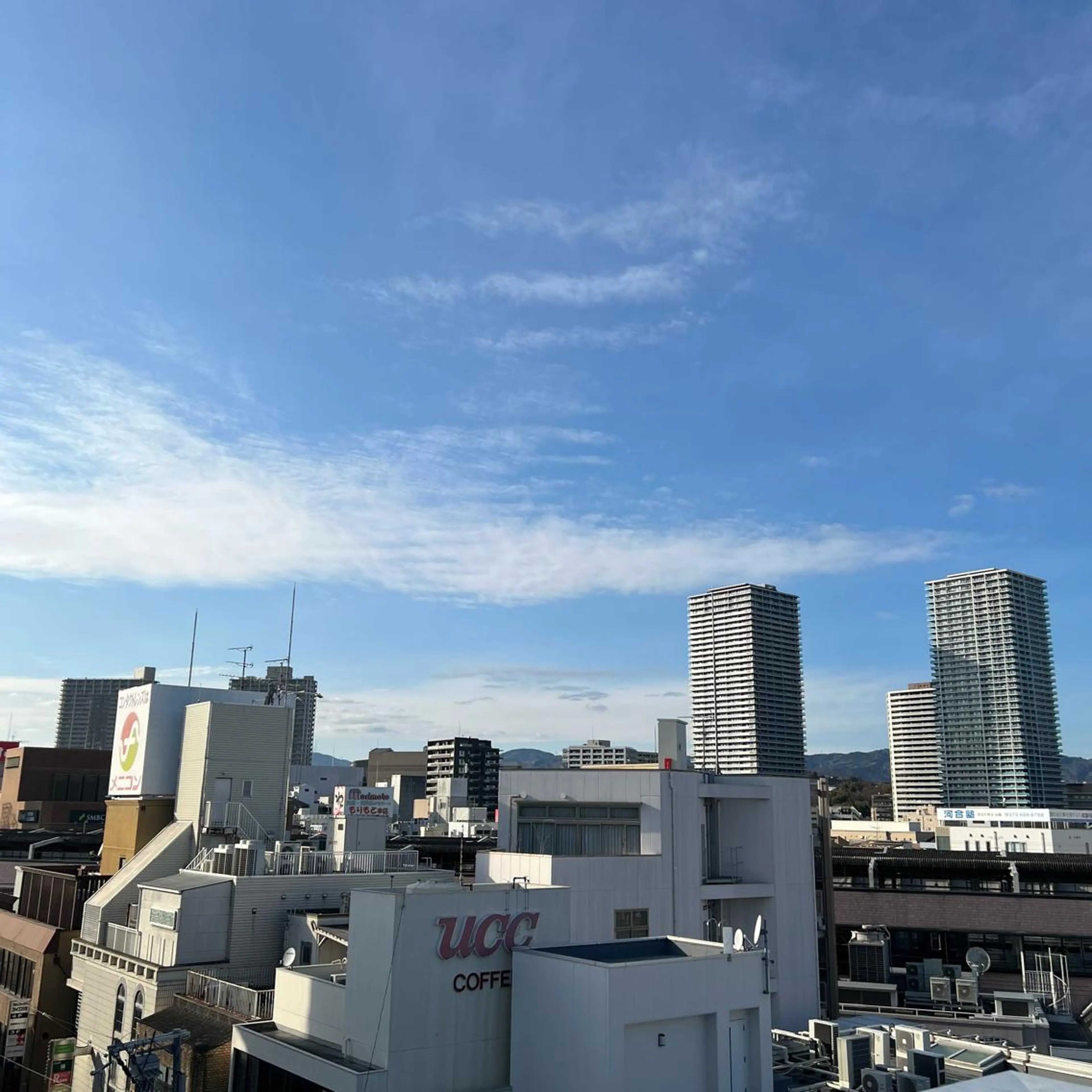 TIDEHAIR SHIHOのヘアスタイル