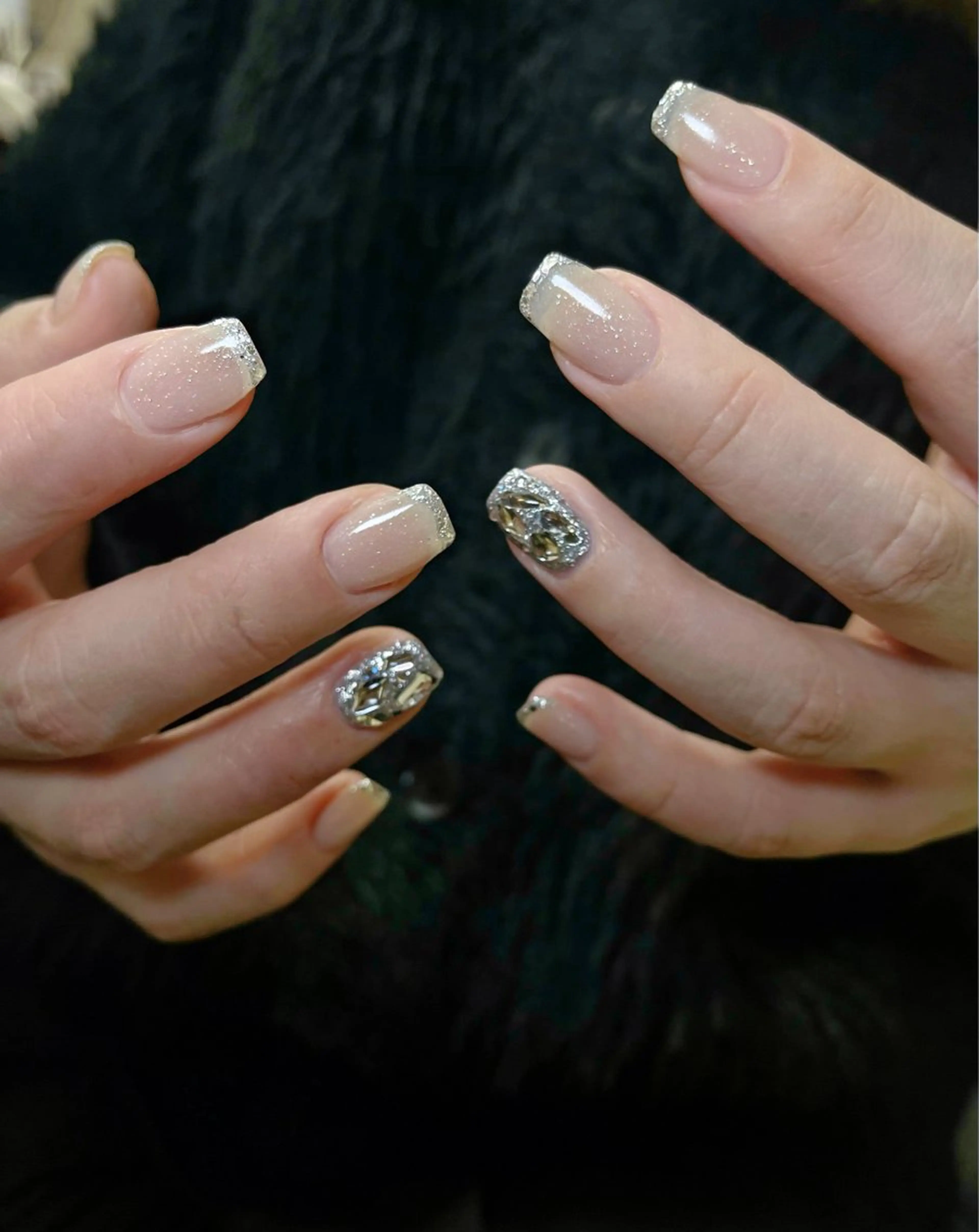 ミディアム めぐみのネイルサロン スタッフ練習のネイルデザイン