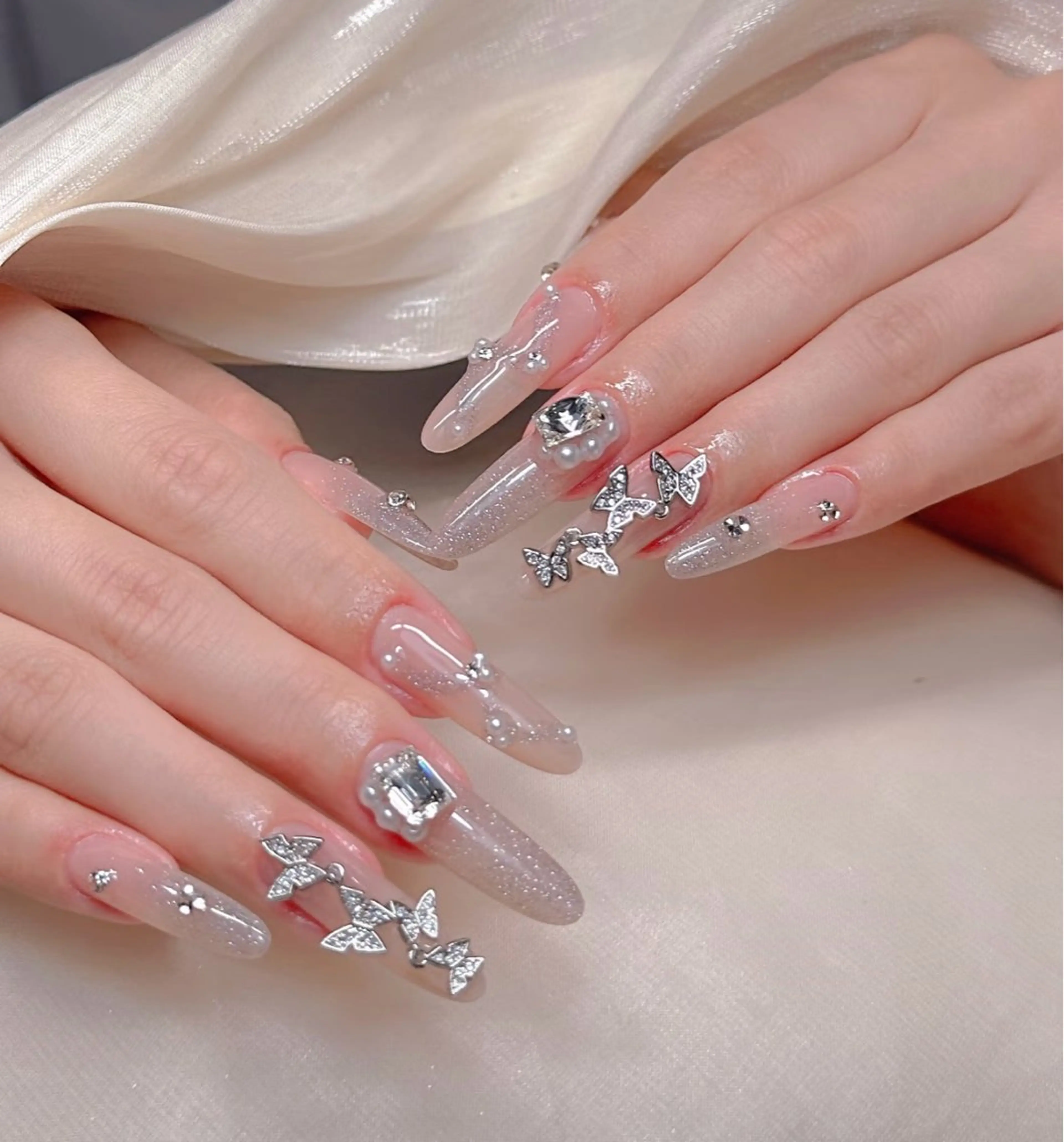 ネイル ハンドネイル D-BEAUTY Nailsalonのネイルデザイン