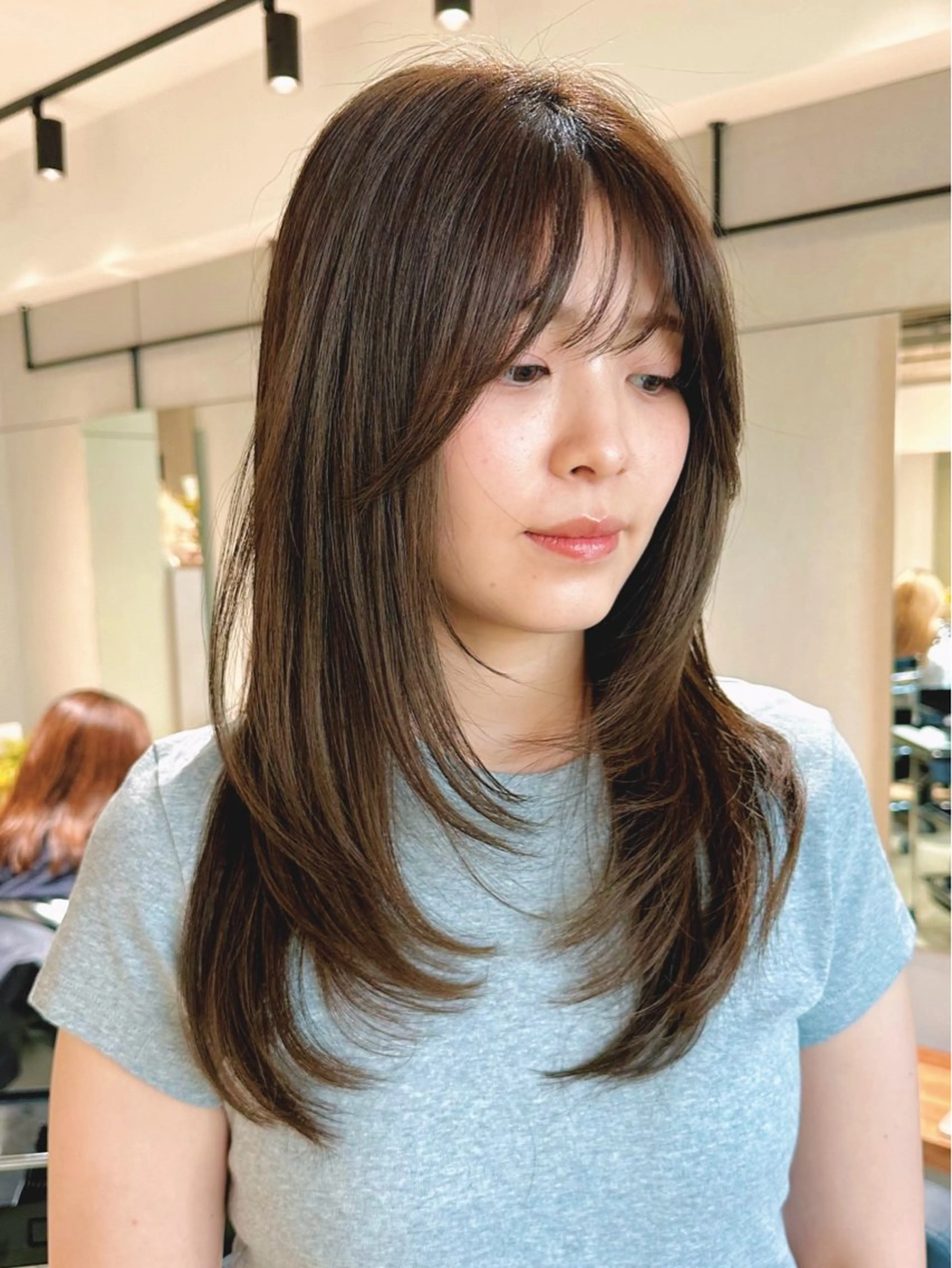 セミロング カラー パーマ kazuki【顔周り ×レイヤーカット】のヘアスタイル