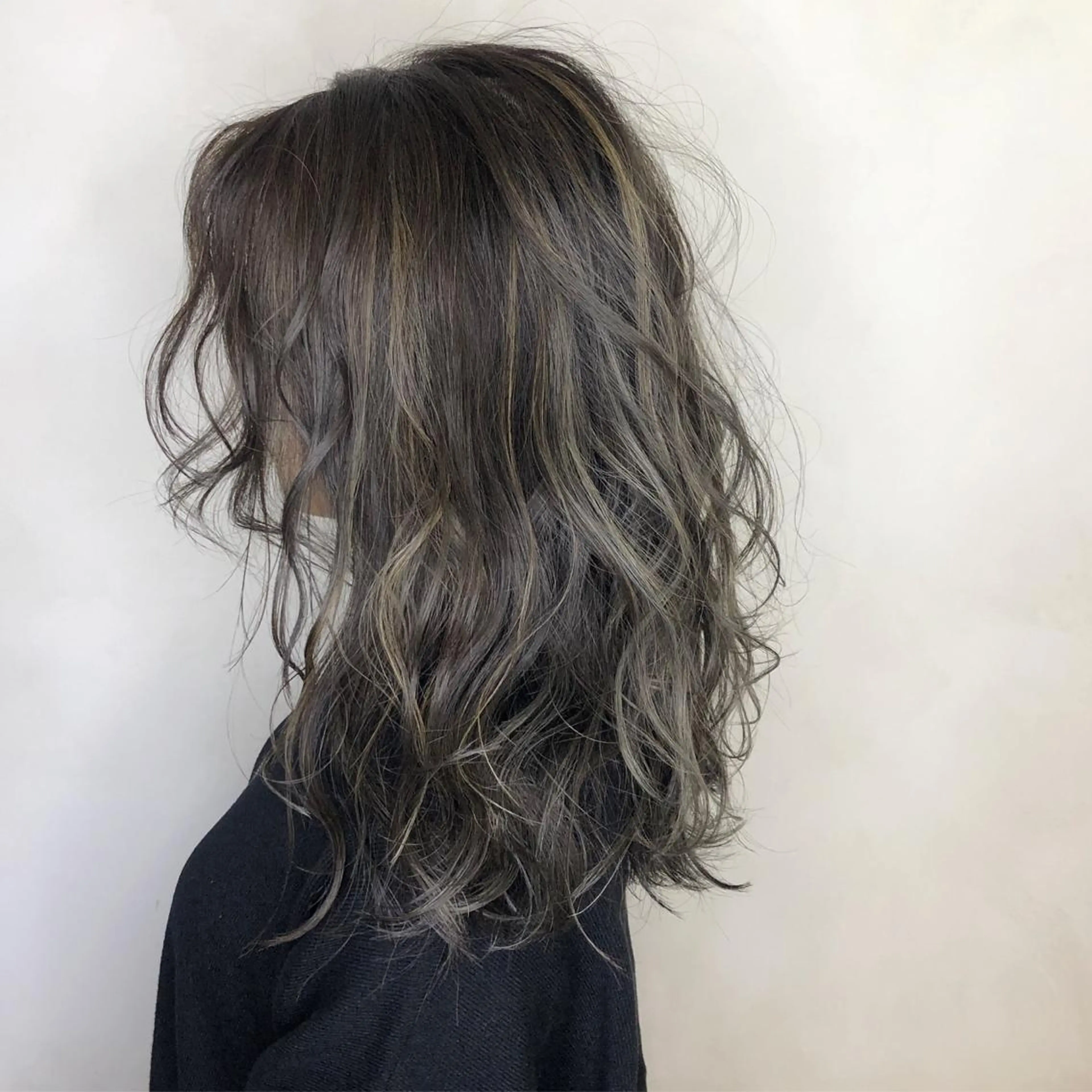 ロング カラー グレージュ ハイライトカラー ハイライト カット ヘアカラー トリートメント 綺麗な髪質にしたい方 限定🌈清水　祥のヘアスタイル