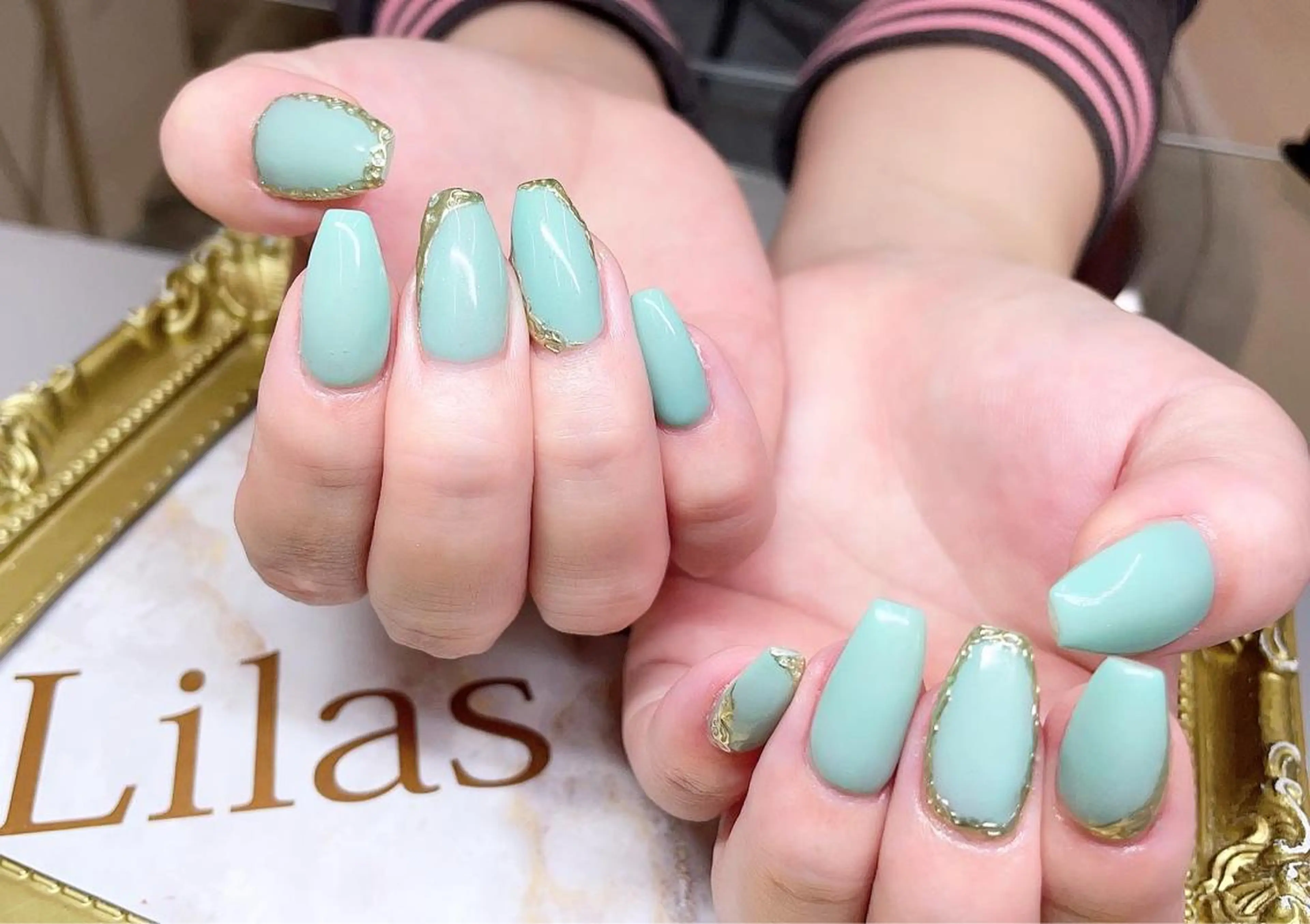 ネイル ブルー ジェルネイル グラデーション グリーン ハードジェル Lilas Nailのネイルデザイン