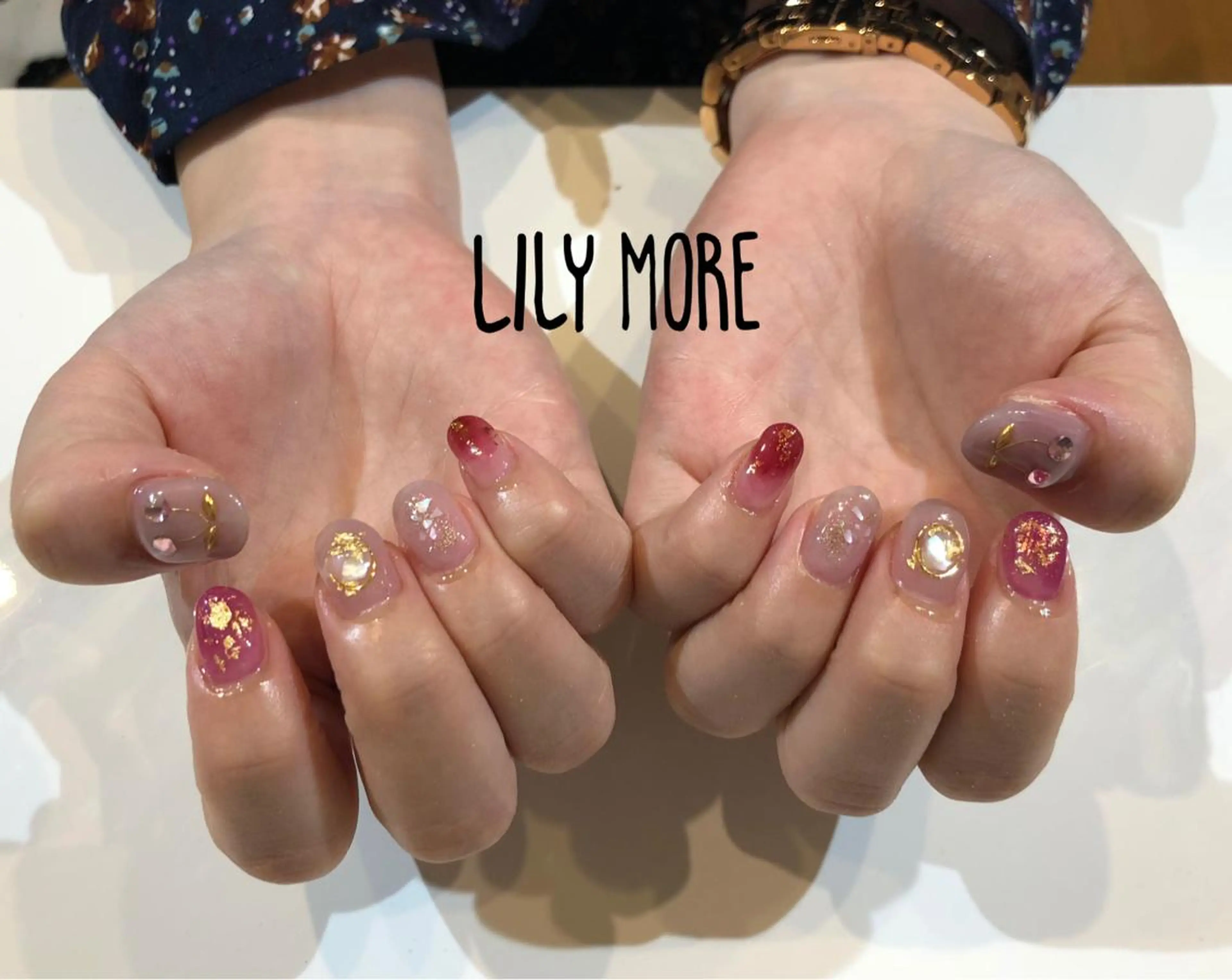 ネイル ニュアンスネイル Lily closetのネイルデザイン