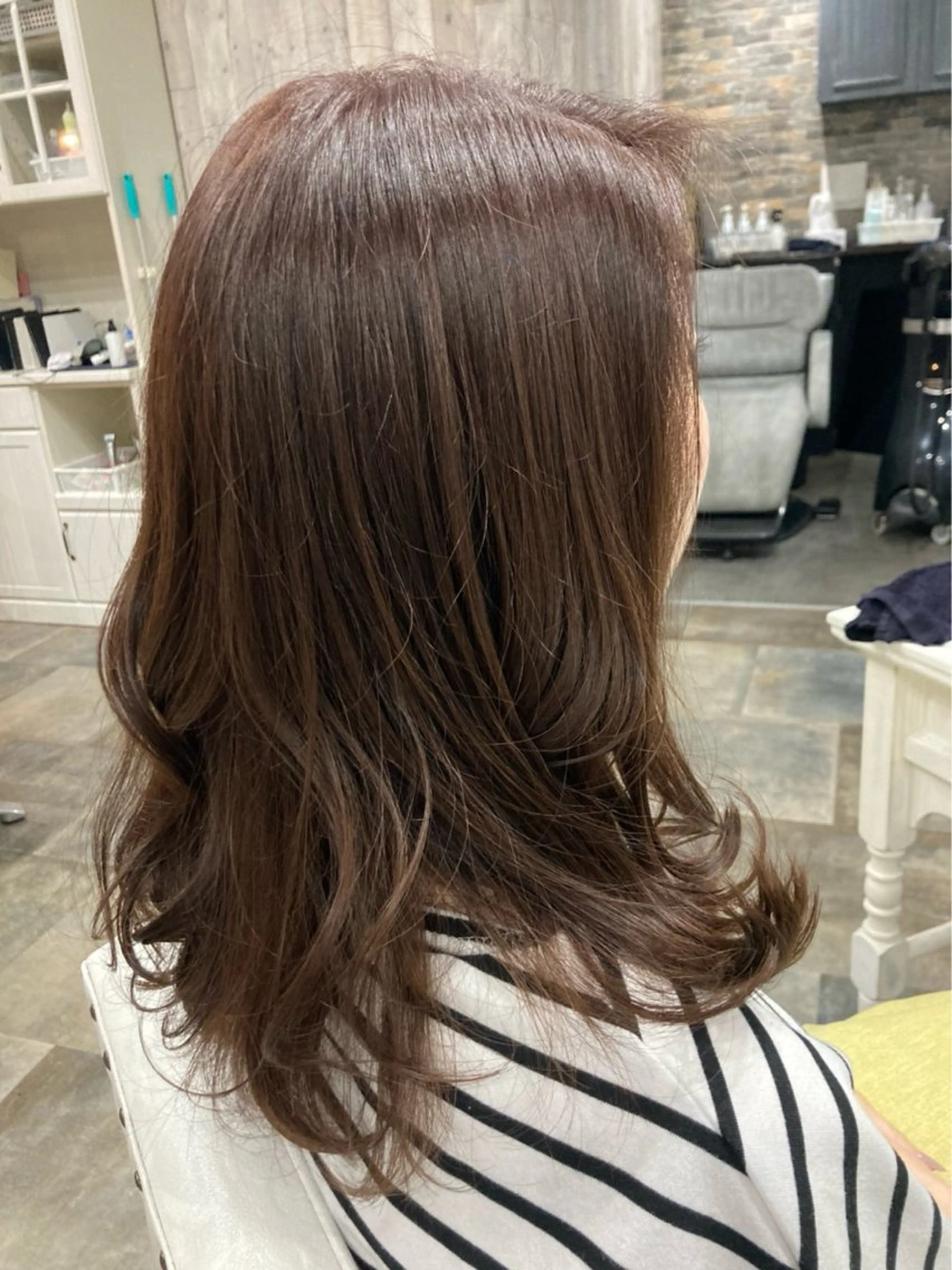 ミディアム ボブレイヤー ミディアムパーマ ミストバング ボブ ハイライト 髪質改善/縮毛矯正/ 美髪/個室/ハラのヘアスタイル