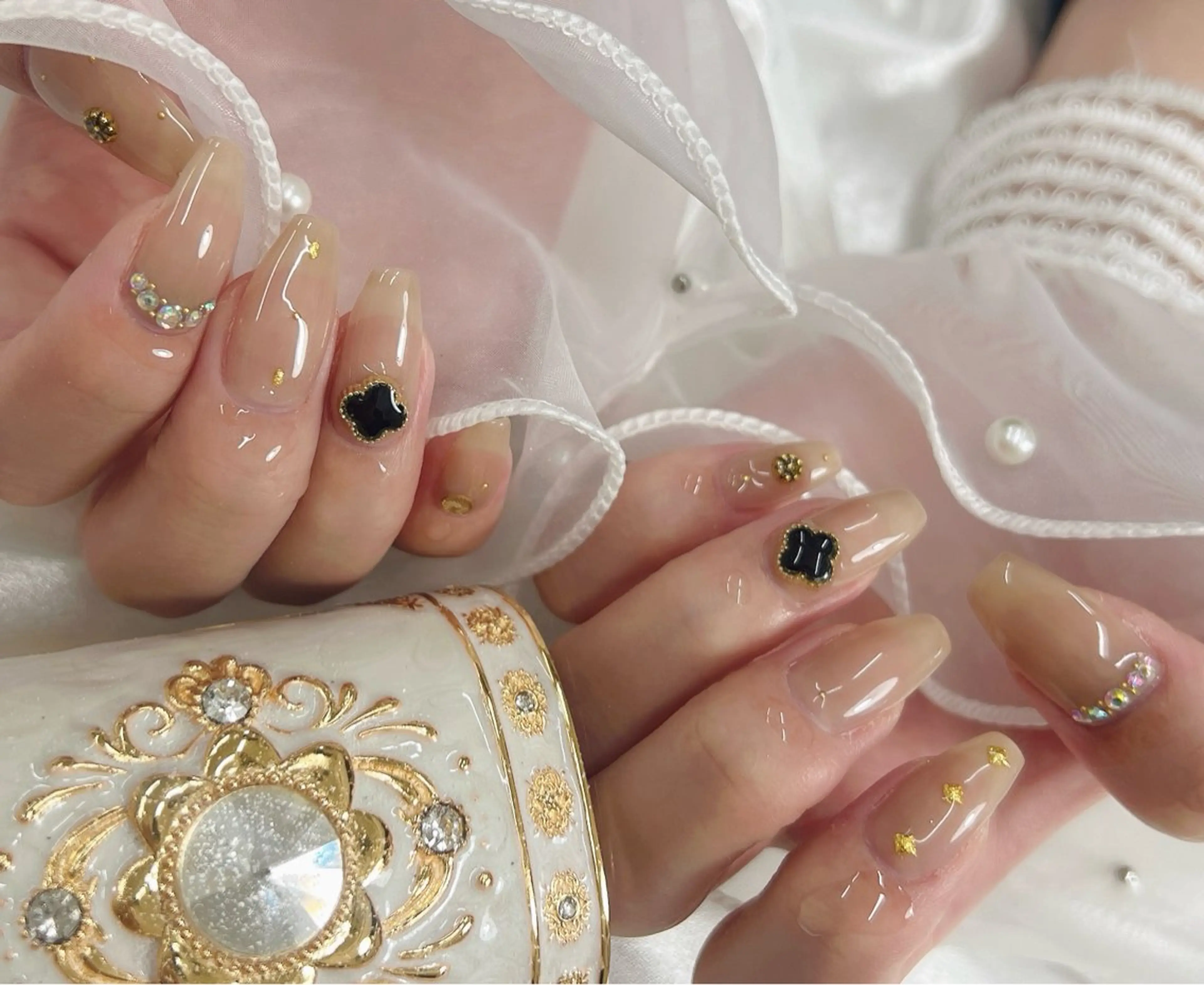 ネイル ハンドネイル bijou nails所属・bijou nails　蓮のネイルデザイン