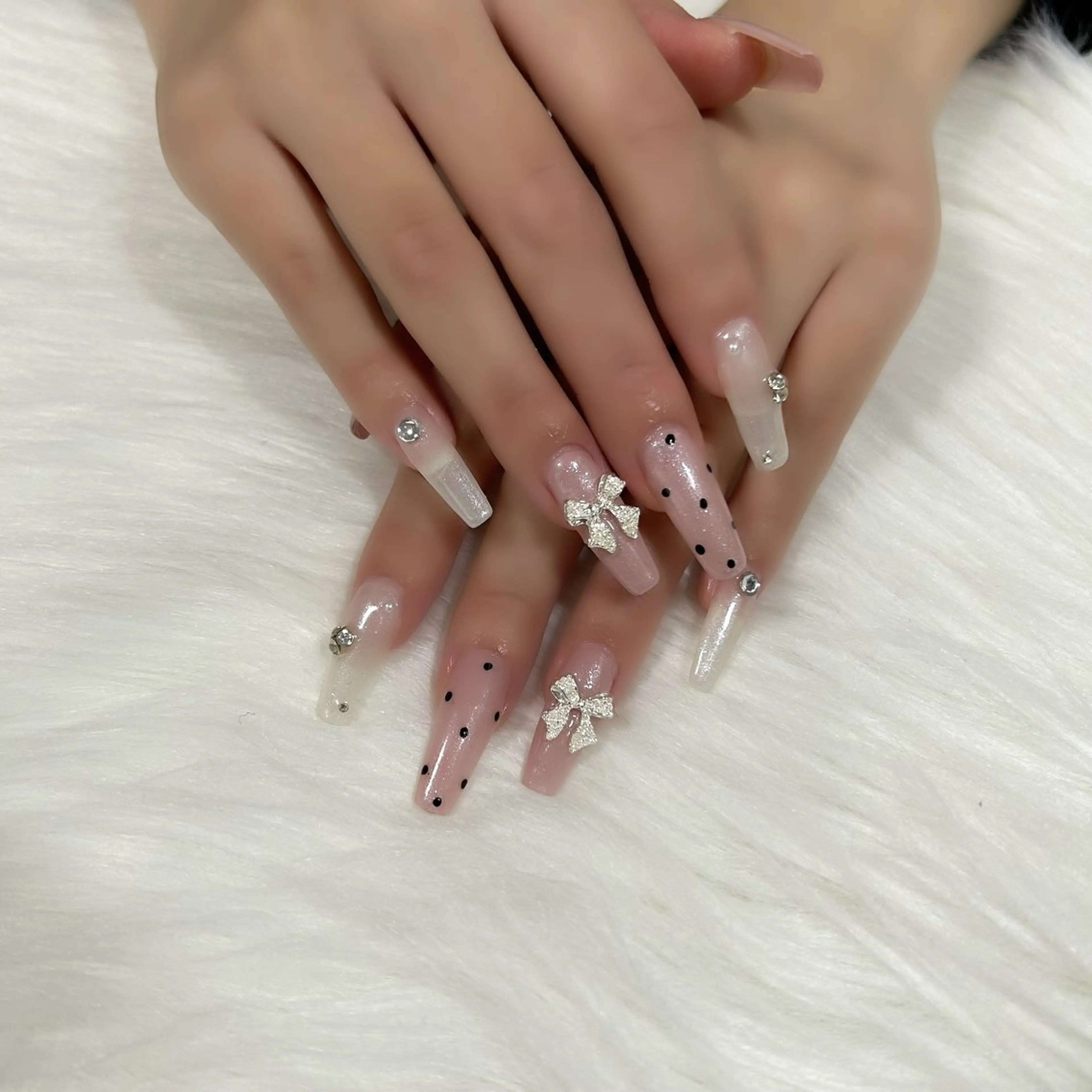 ネイル 【Laule‘a 】のネイルデザイン