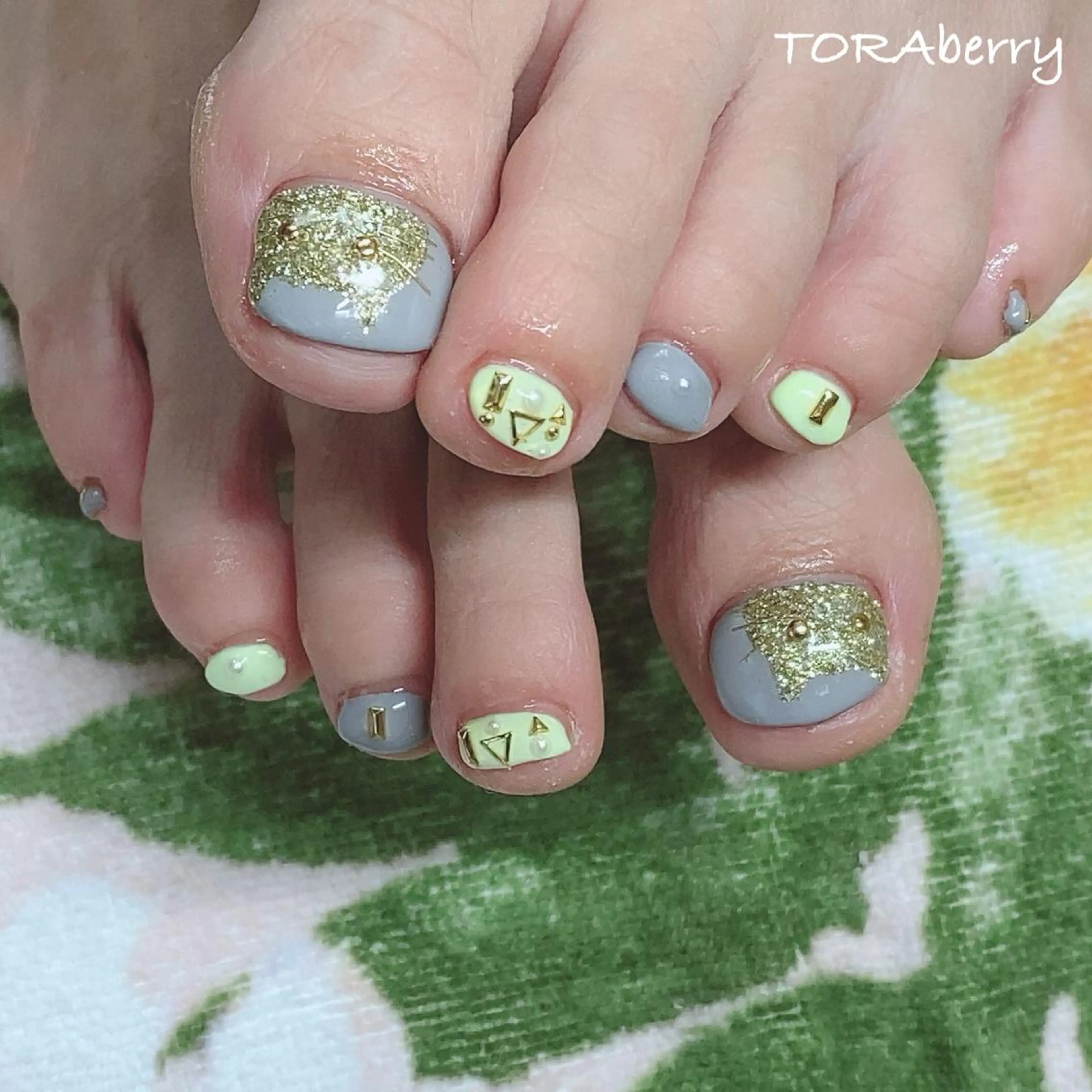 ネイル ネイリスト なつみのネイルデザイン