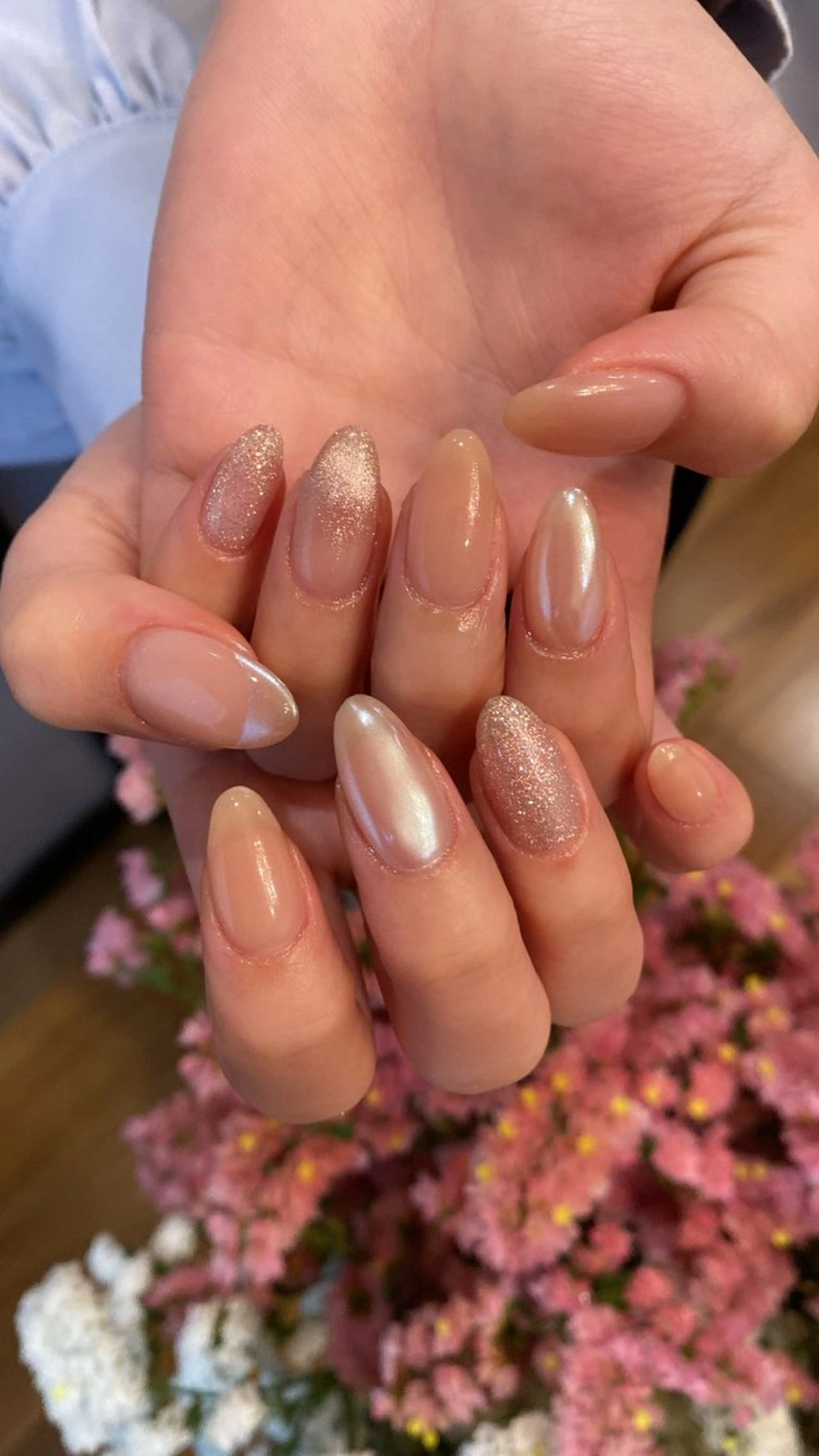 ネイル ミラーネイル ホワイト ハンドネイル crystal ⭐︎ colorのネイルデザイン