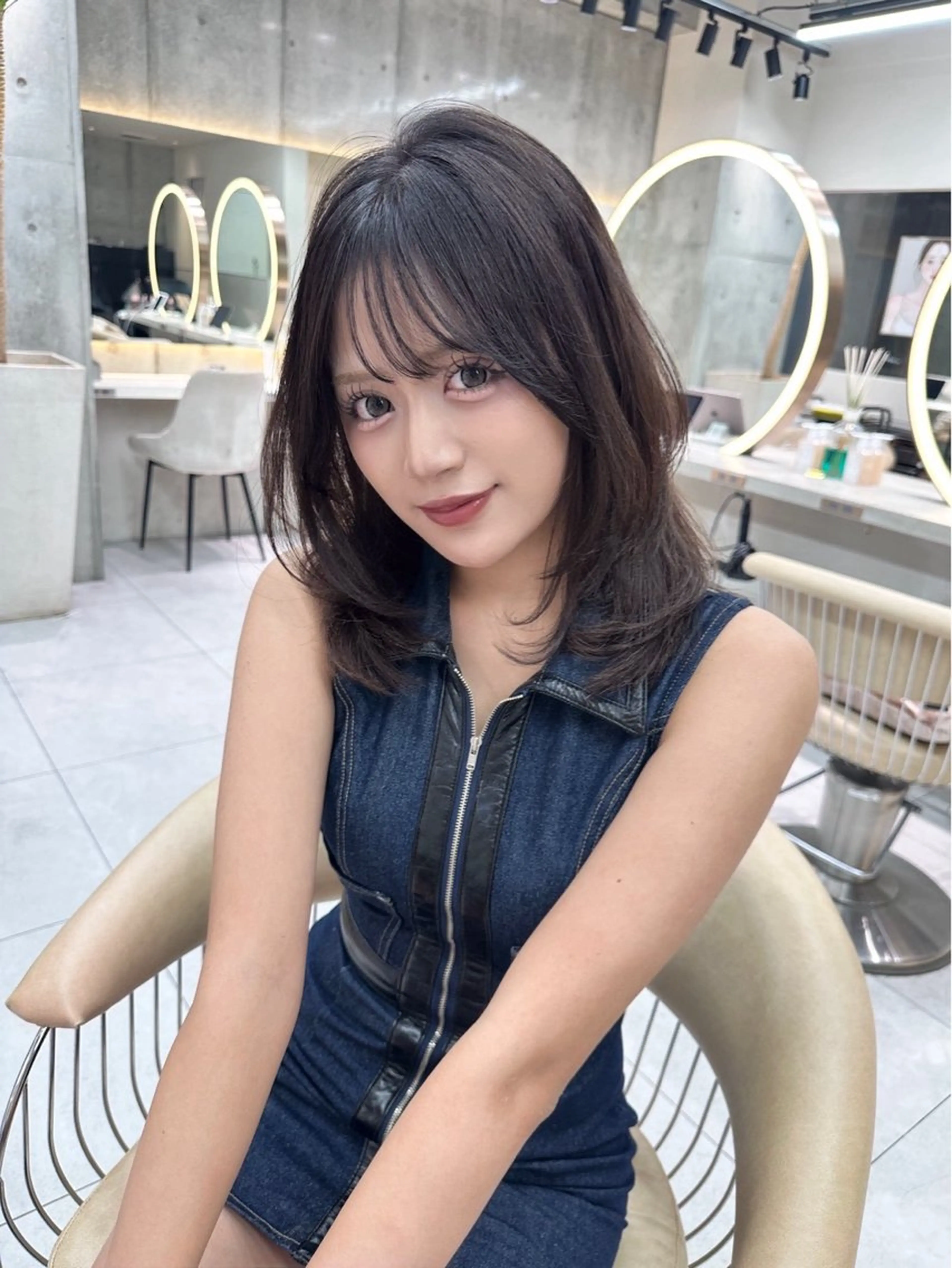 セミロング くびれヘア ヨシンモリ 韓国風ヘア レイヤーカット 美実 ♡のヘアスタイル