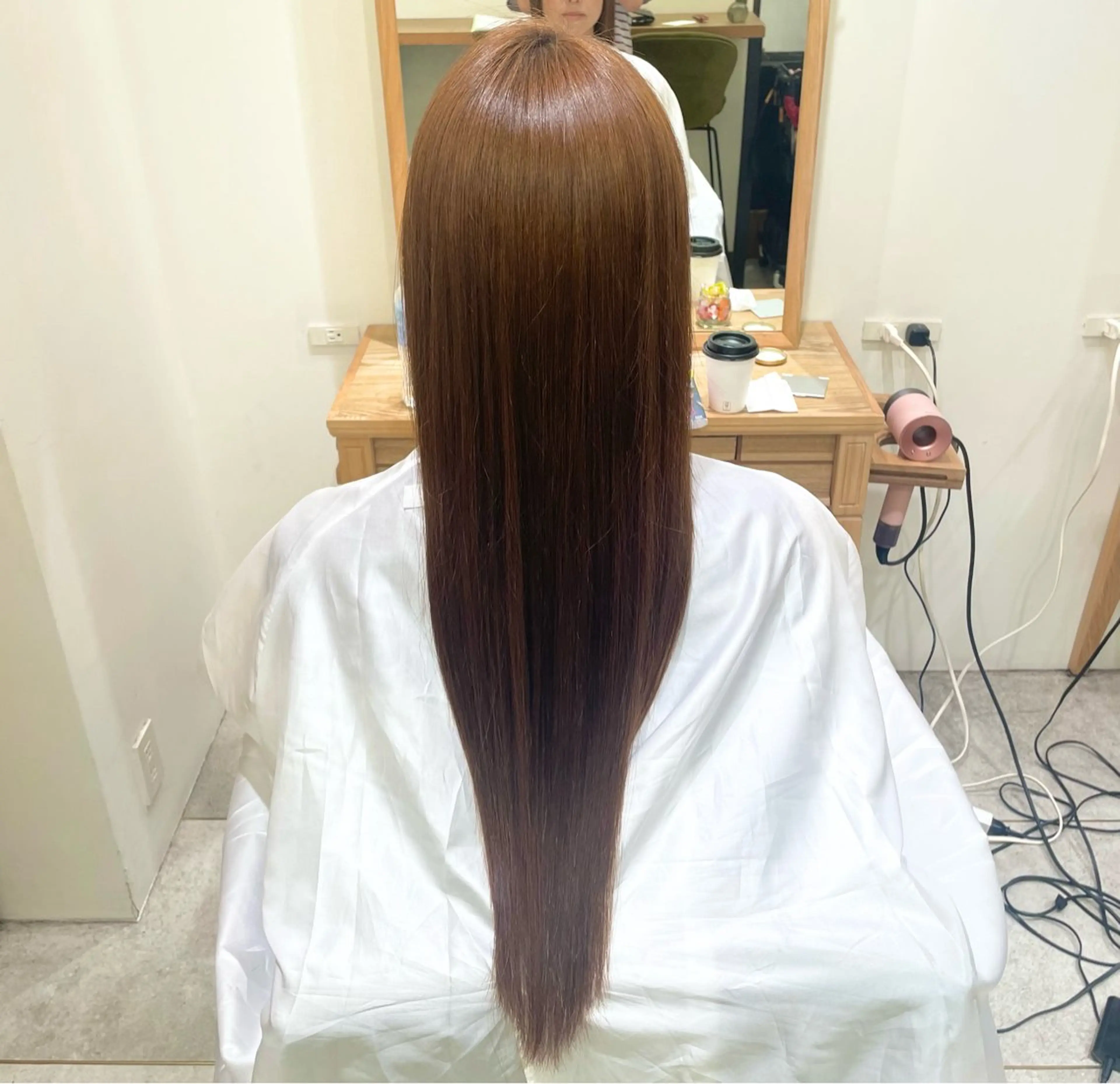 ミディアム ミディアムパーマ トリートメント 酸性ストレート 縮毛矯正 トリートメント 森山 陽菜のヘアスタイル