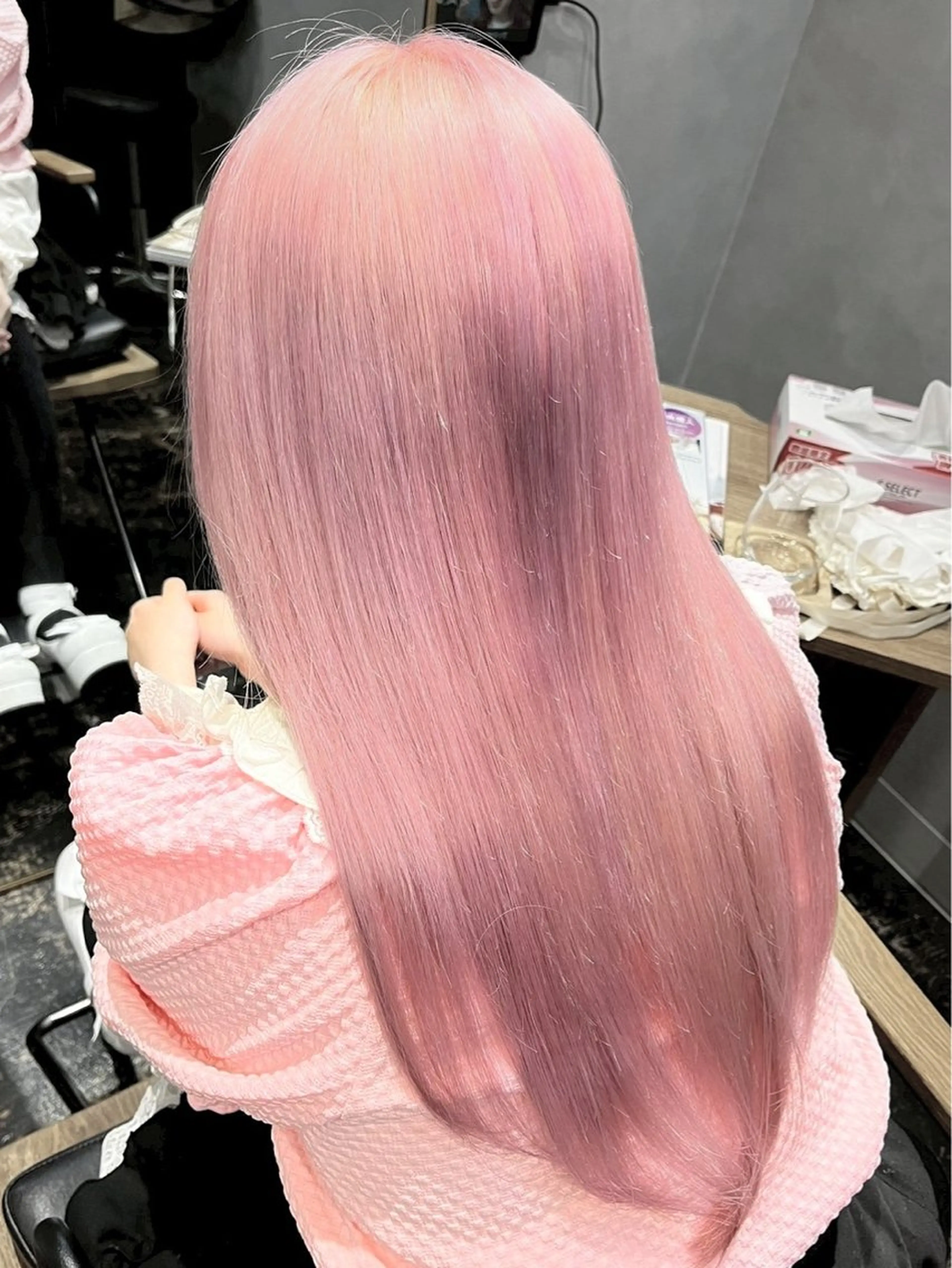 ロング カラー ピンクカラー ホワイトピンク カット ヘアカラー トリートメント ハイトーン/韓国風/ 艶髪/吉祥寺のヘアスタイル