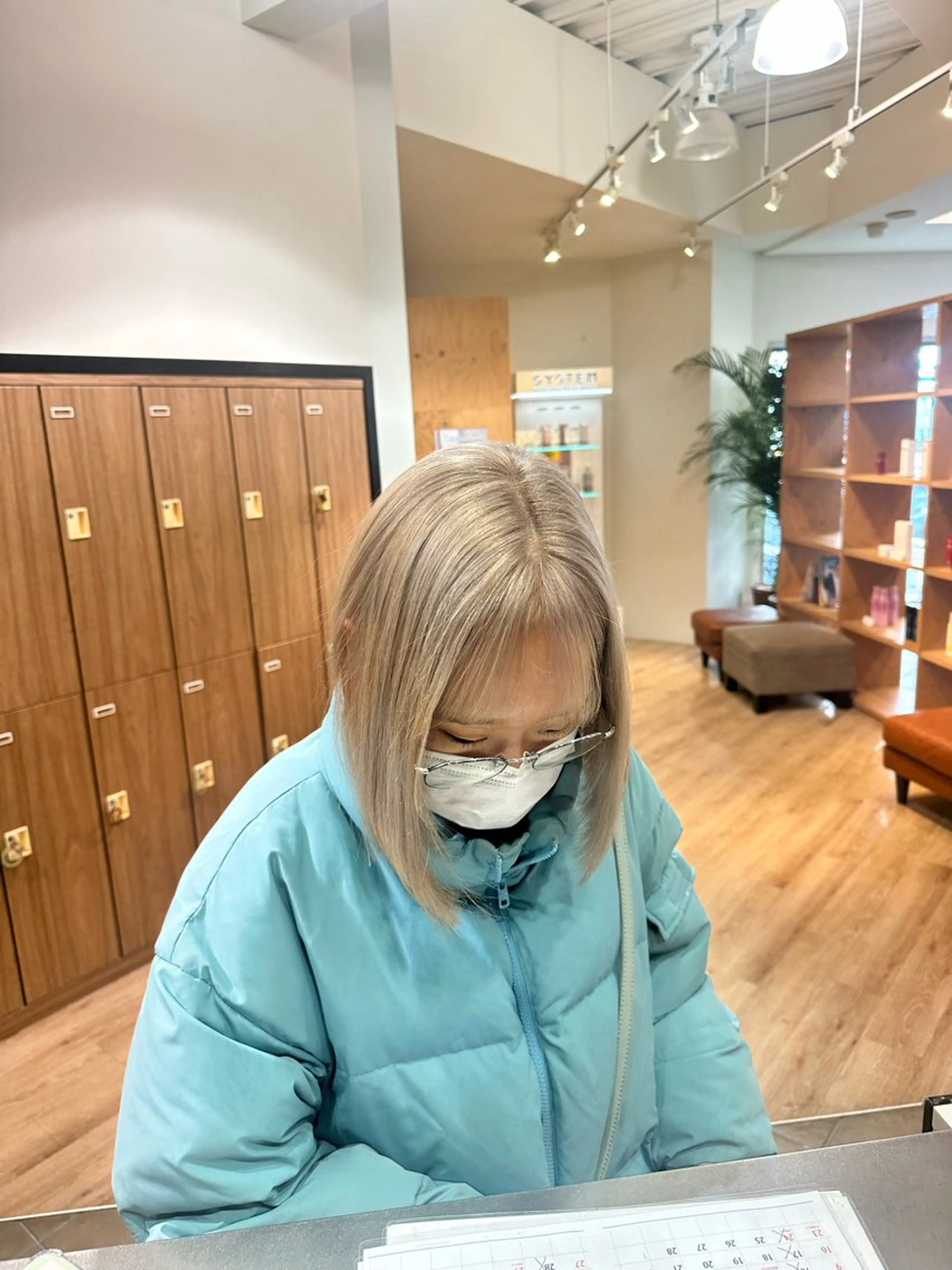 カラー ブロンド ヘアカラー トリートメント ブリーチカラー/ わきたちえ🌻のヘアスタイル