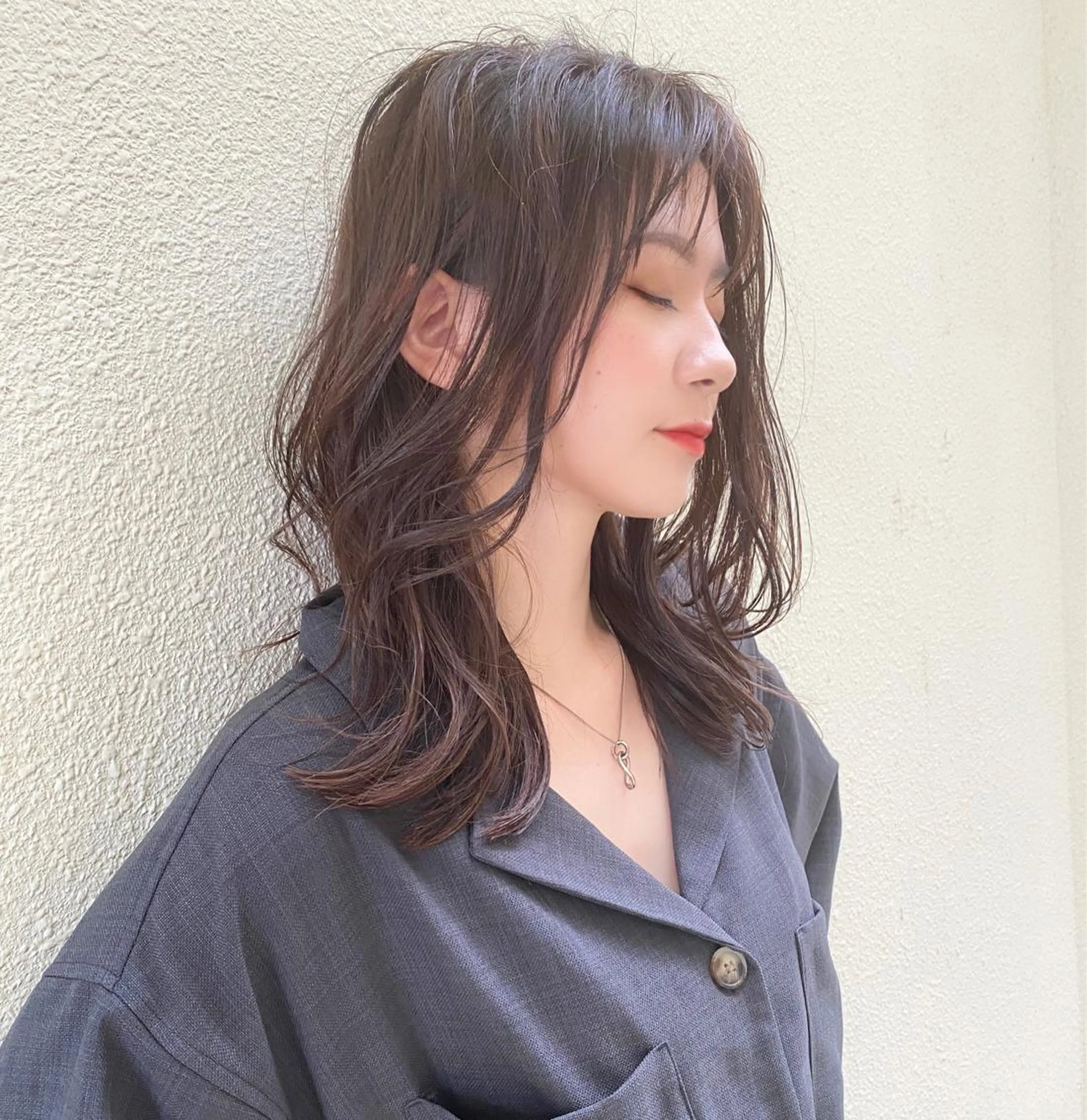 ミディアム カラー イルミナカラー カット ヘアカラー grand juteのヘアスタイル
