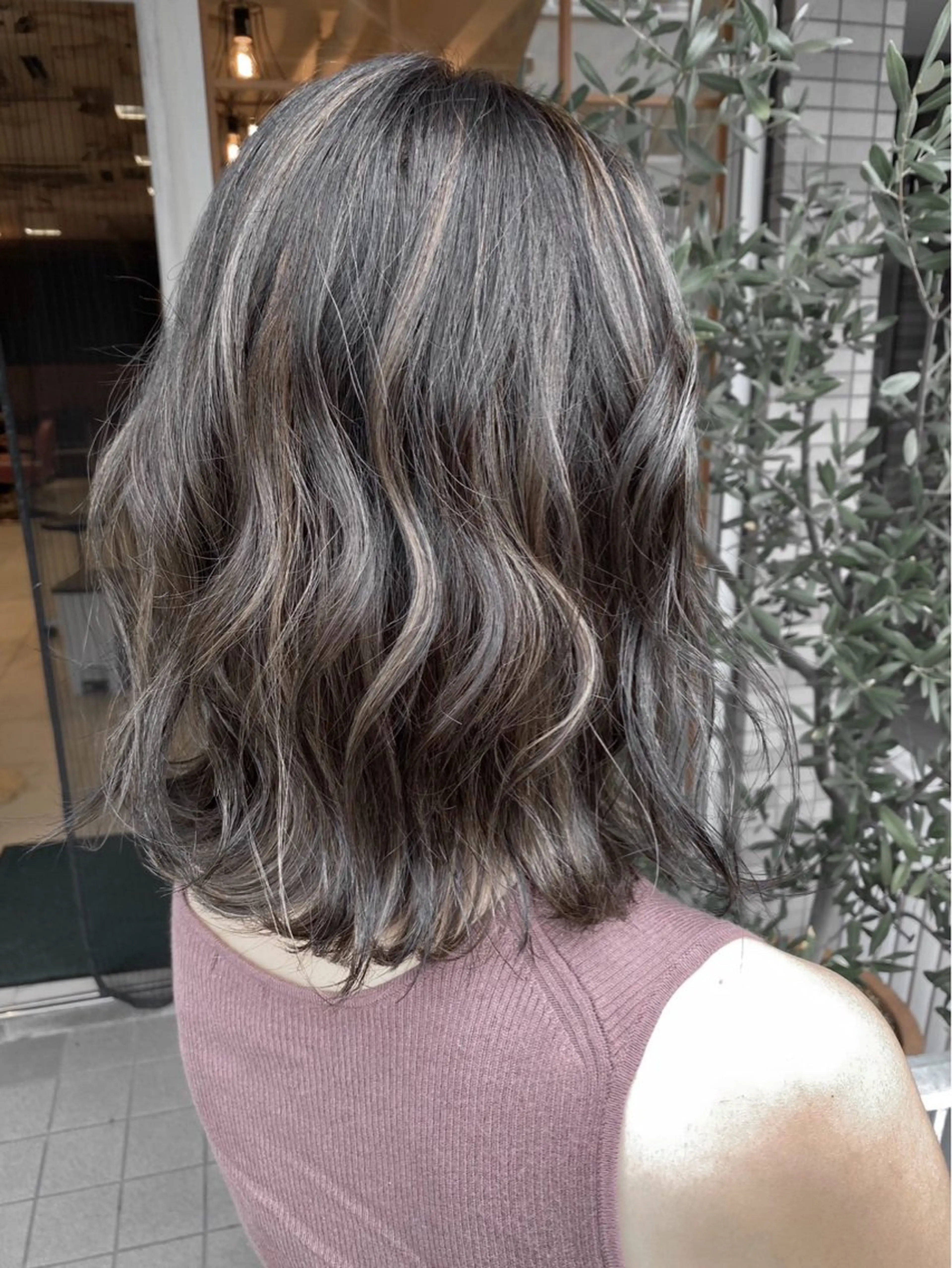 🕊️ハイライトカラー+トリートメント🕊️     必ず補足説明をお読みください！の写真