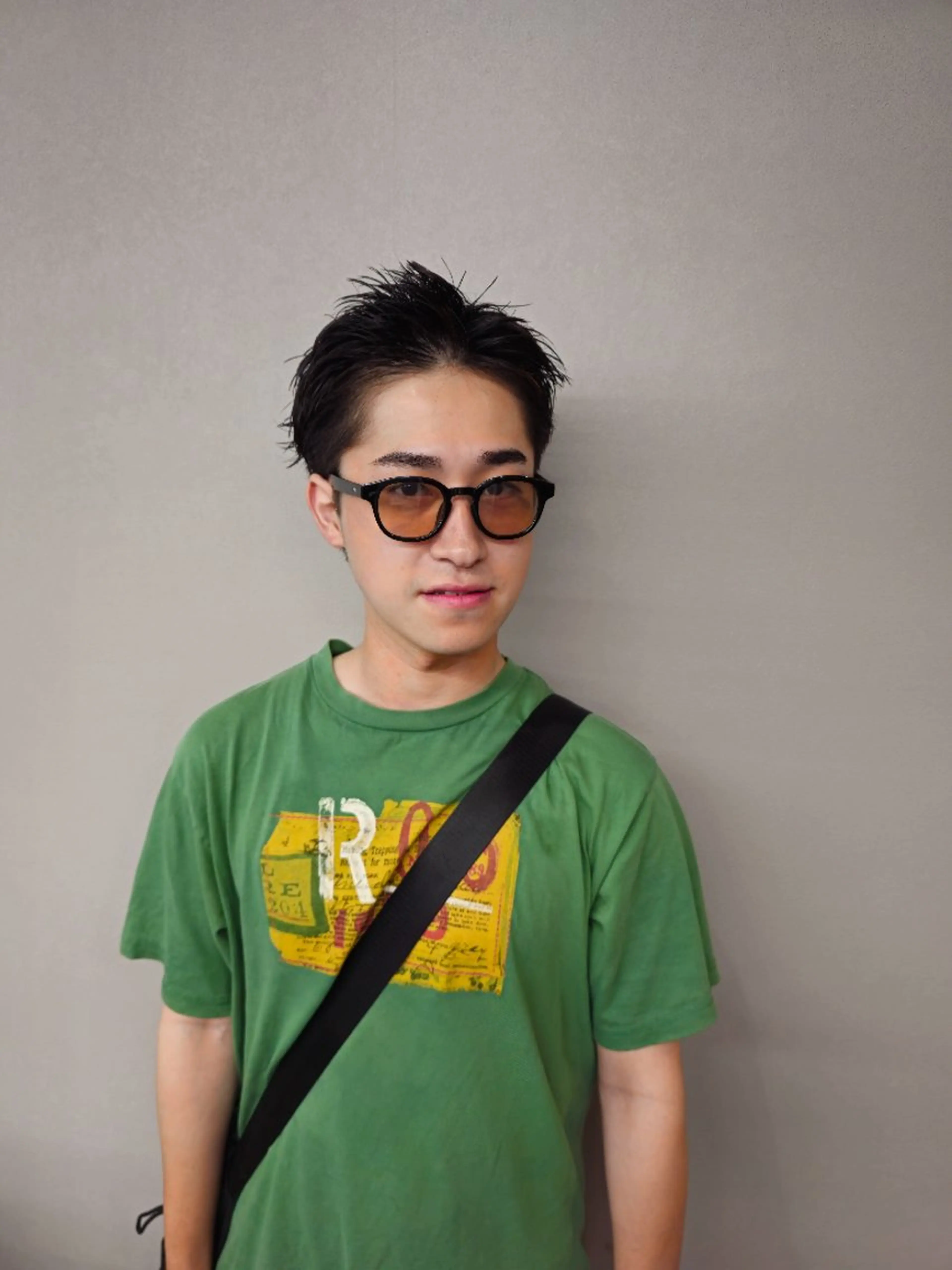 ショート メンズ OMA　 カタギシのヘアスタイル