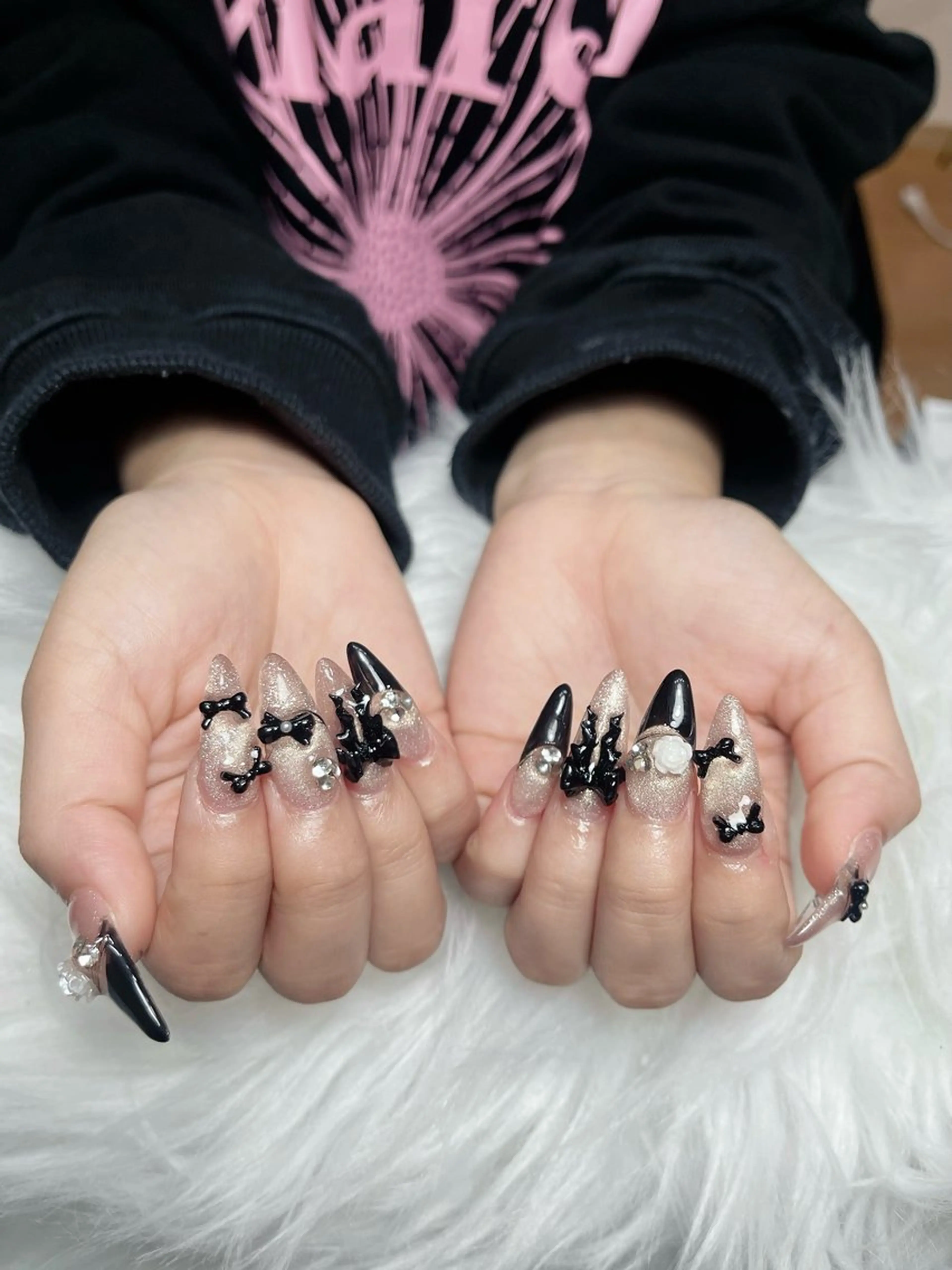 ネイル アートネイル 長さ出し フレンチネイル ジェルネイル マグネットネイル ハンドネイル KIM キムのネイルデザイン