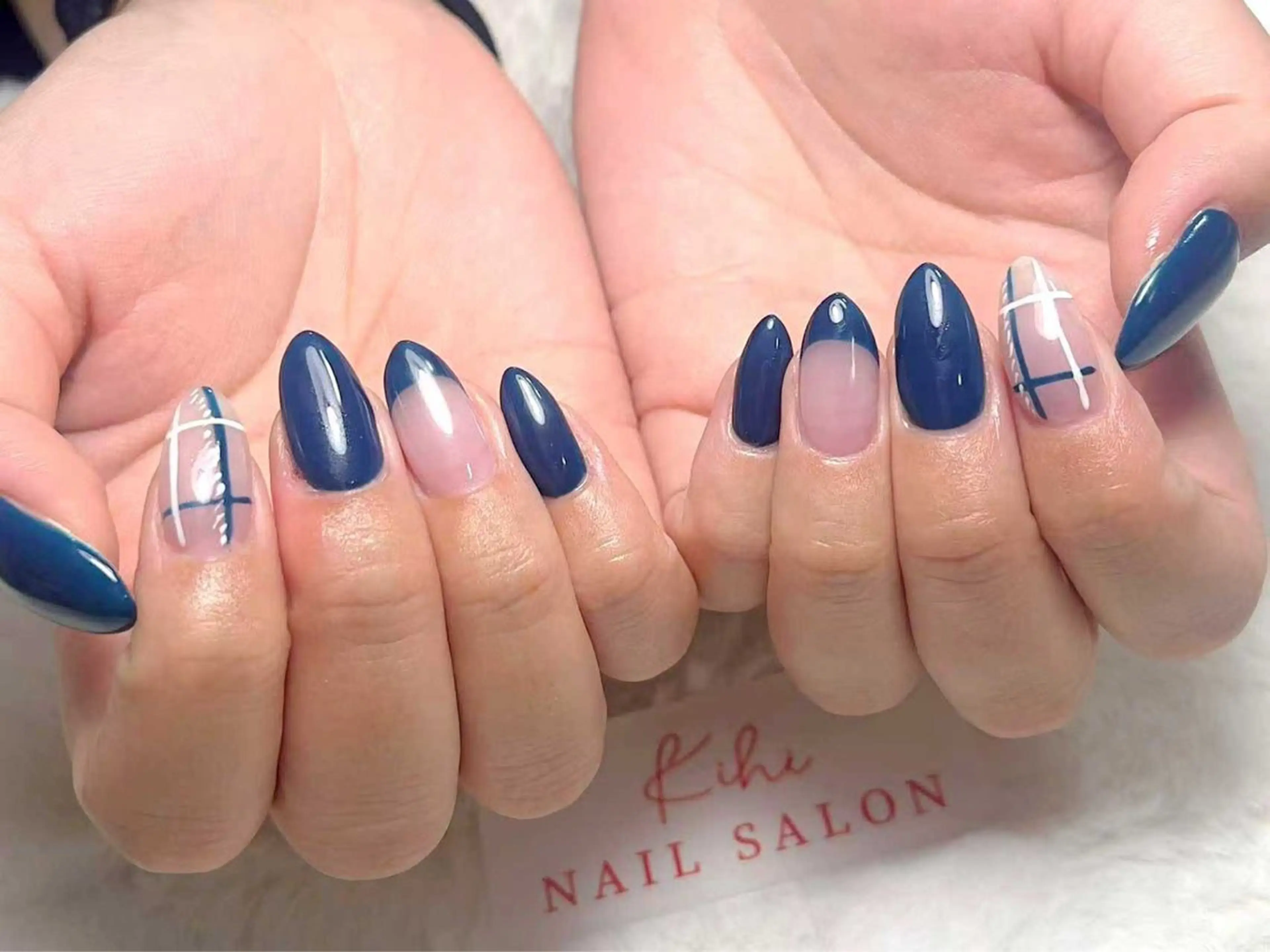 ネイル アートネイル フレンチネイル ジェルネイル グラデーション 韓国ネイル ハンドネイル ハンドケア さくら💮💮 【オフ無料】のネイルデザイン