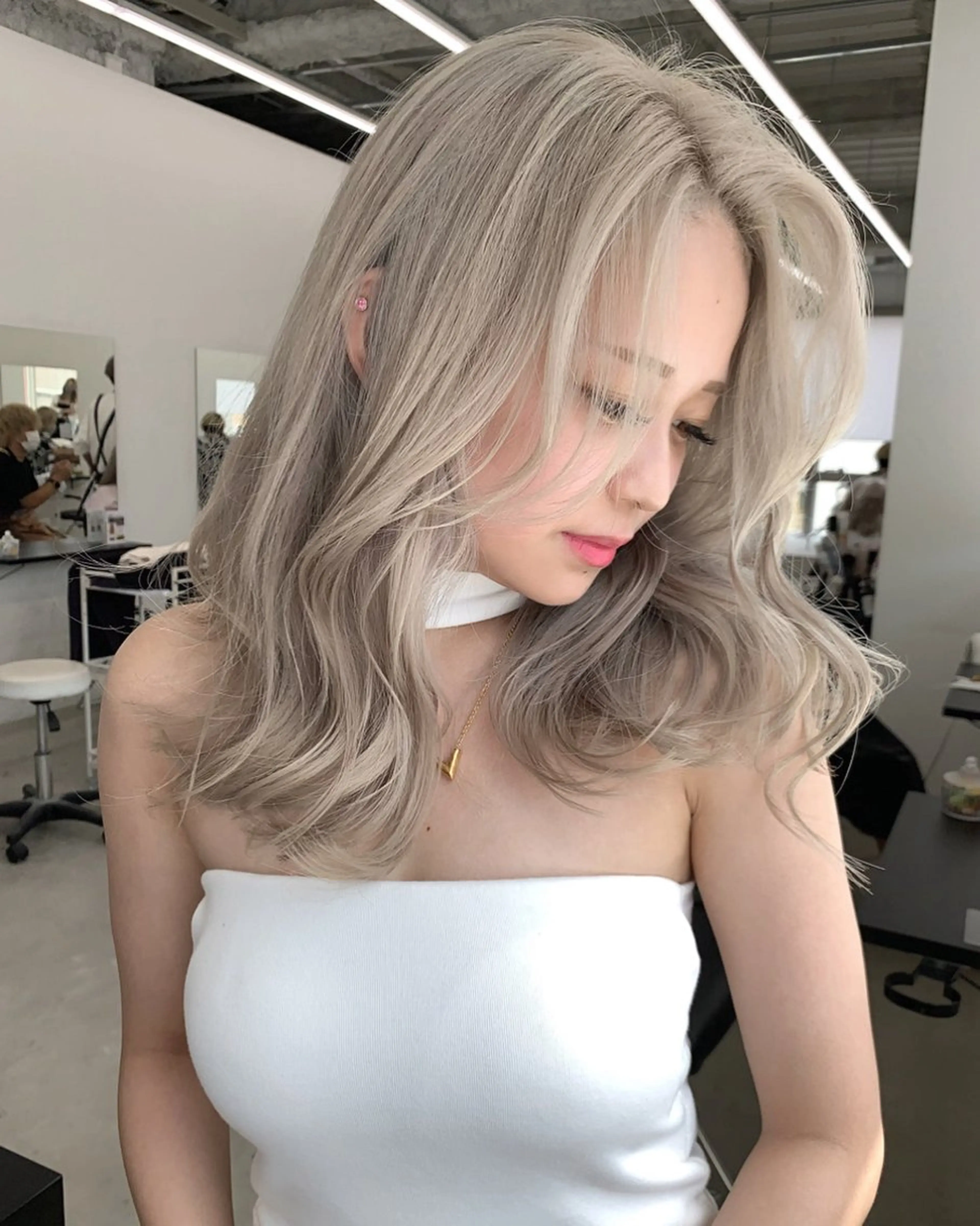 セミロング 中道 晶のヘアスタイル