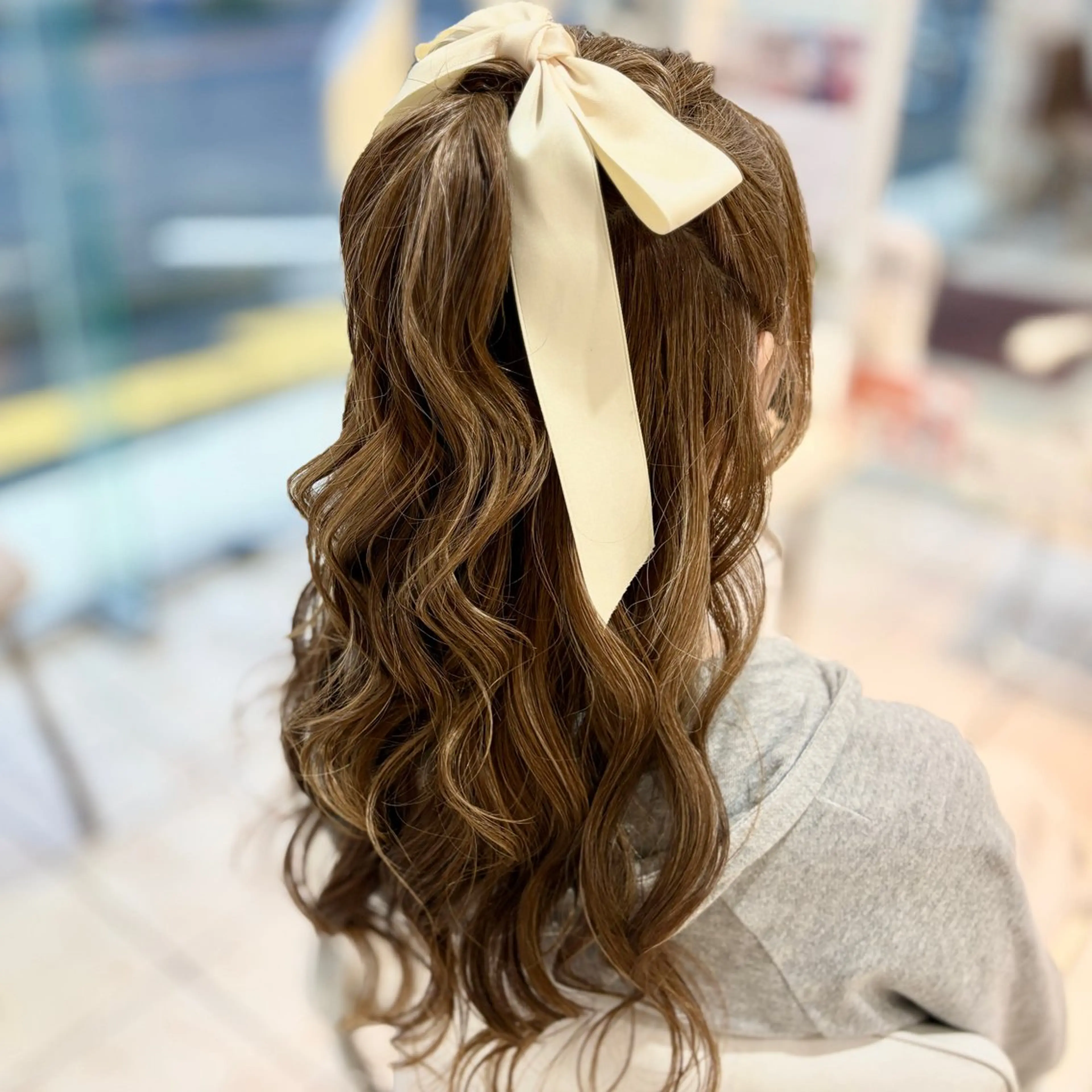 セミロング ヘアアレンジ ハーフアップ ヘアセット ブリーチ/ヘアセット 【𝙍𝙞𝙣𝙤】のヘアスタイル