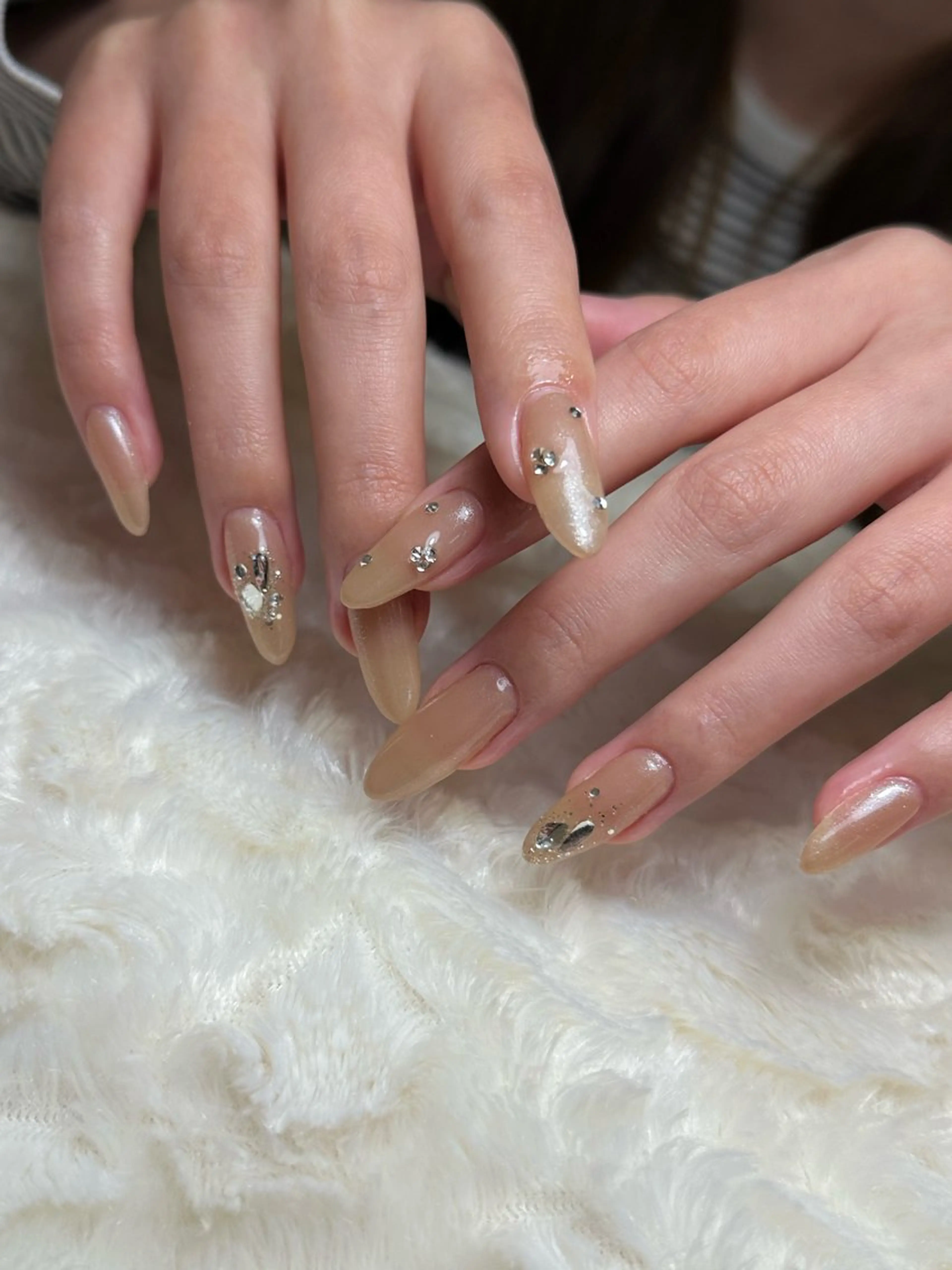 ネイル 全てパラベース💅 MIORA_琴乃のネイルデザイン