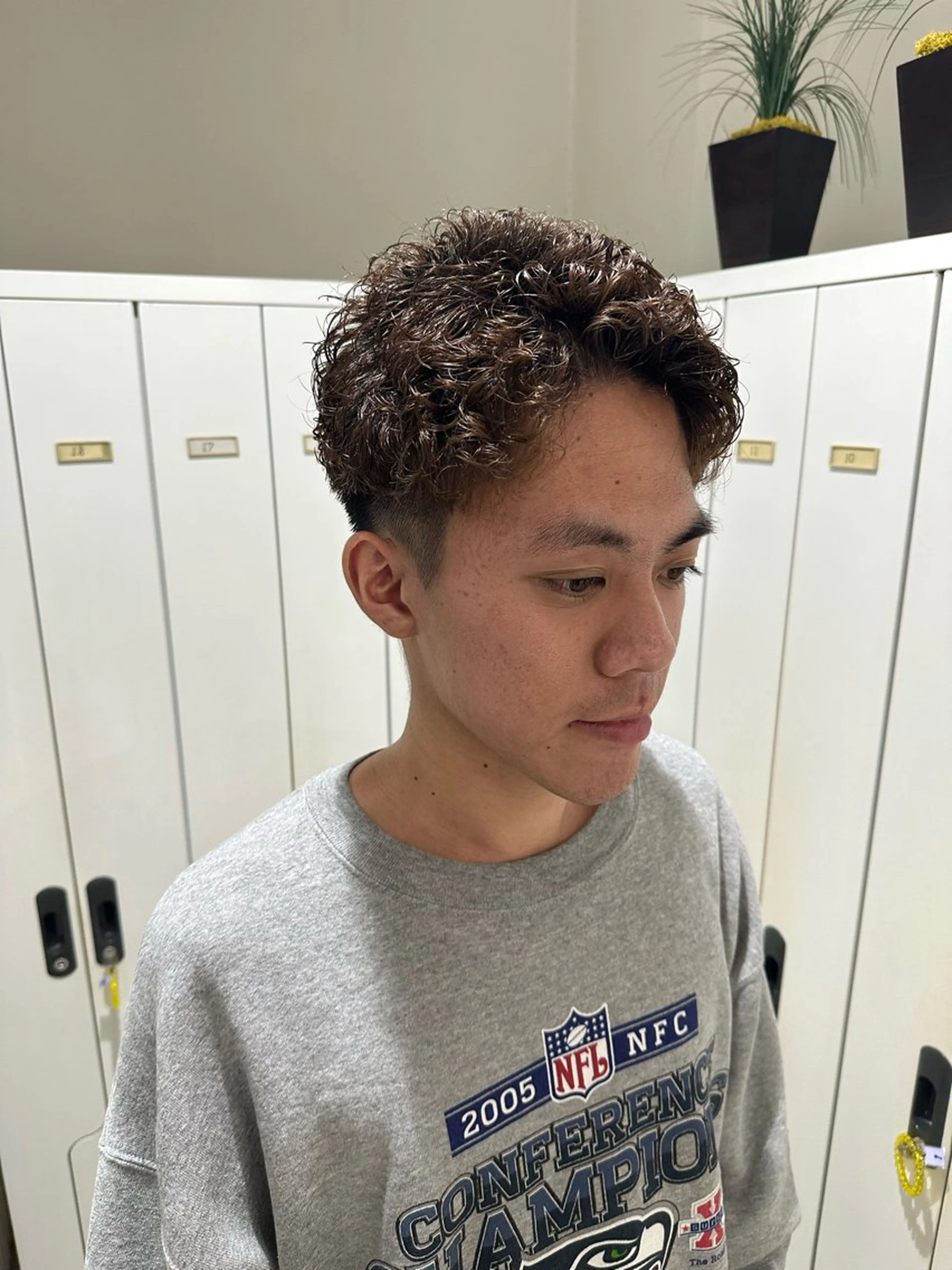 パーマ メンズ メンズパーマ KEEN.所属・KEEN.渋沢/ ブリーチ/みなのヘアスタイル