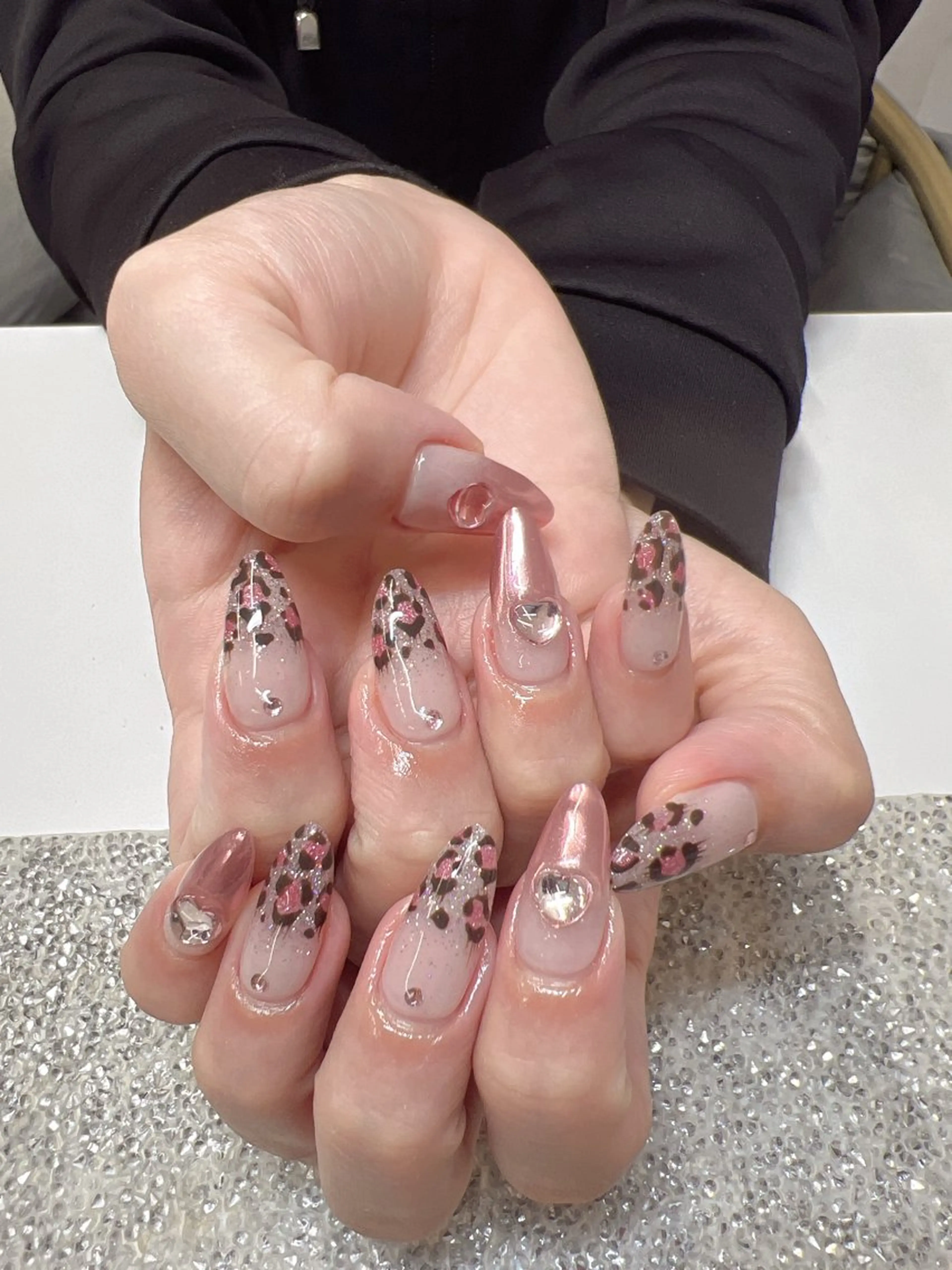 ネイル Guarendo錦糸町店所属・ガレンドウ 白澤 愛子のネイルデザイン