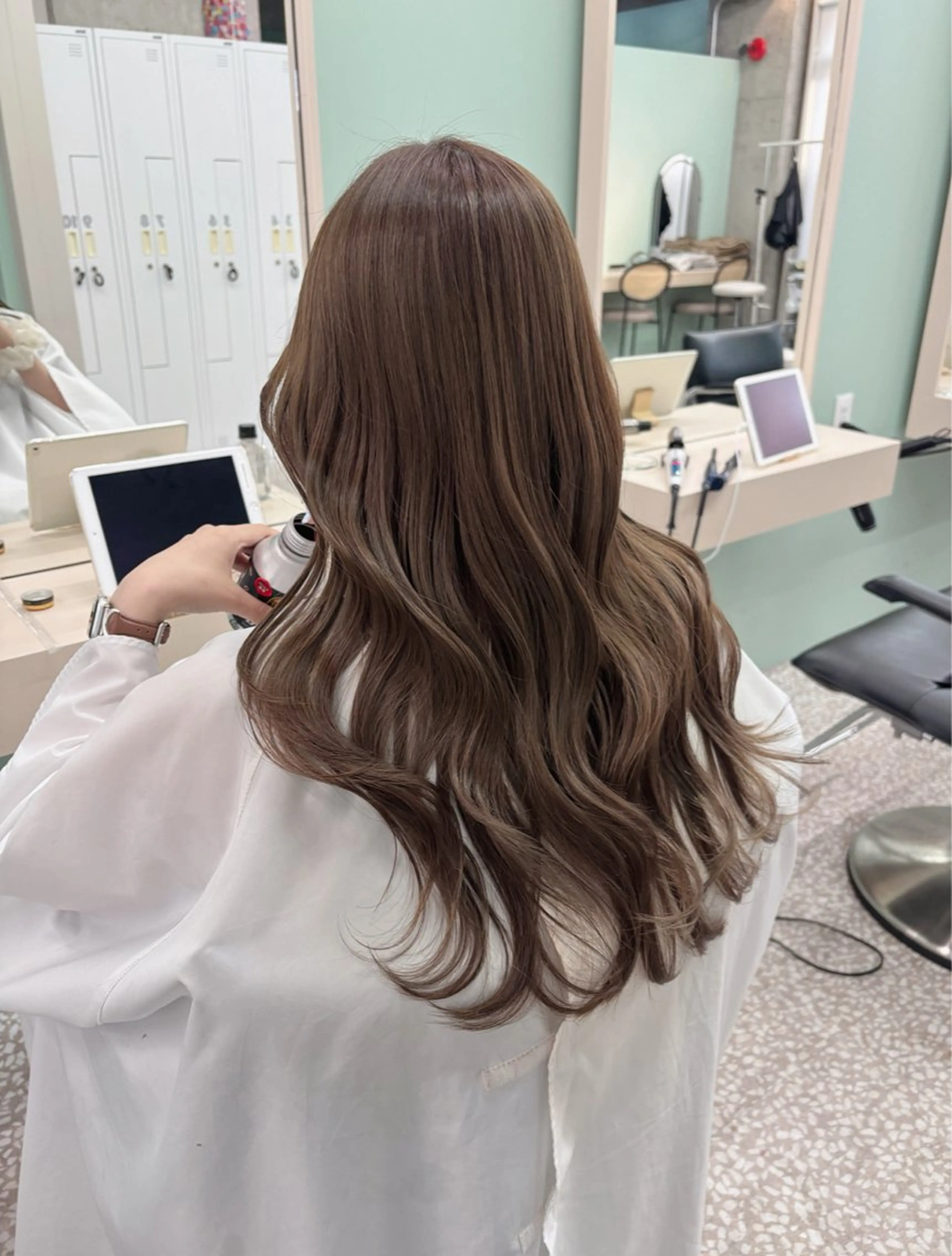 ロング nanami IROW大名のヘアスタイル