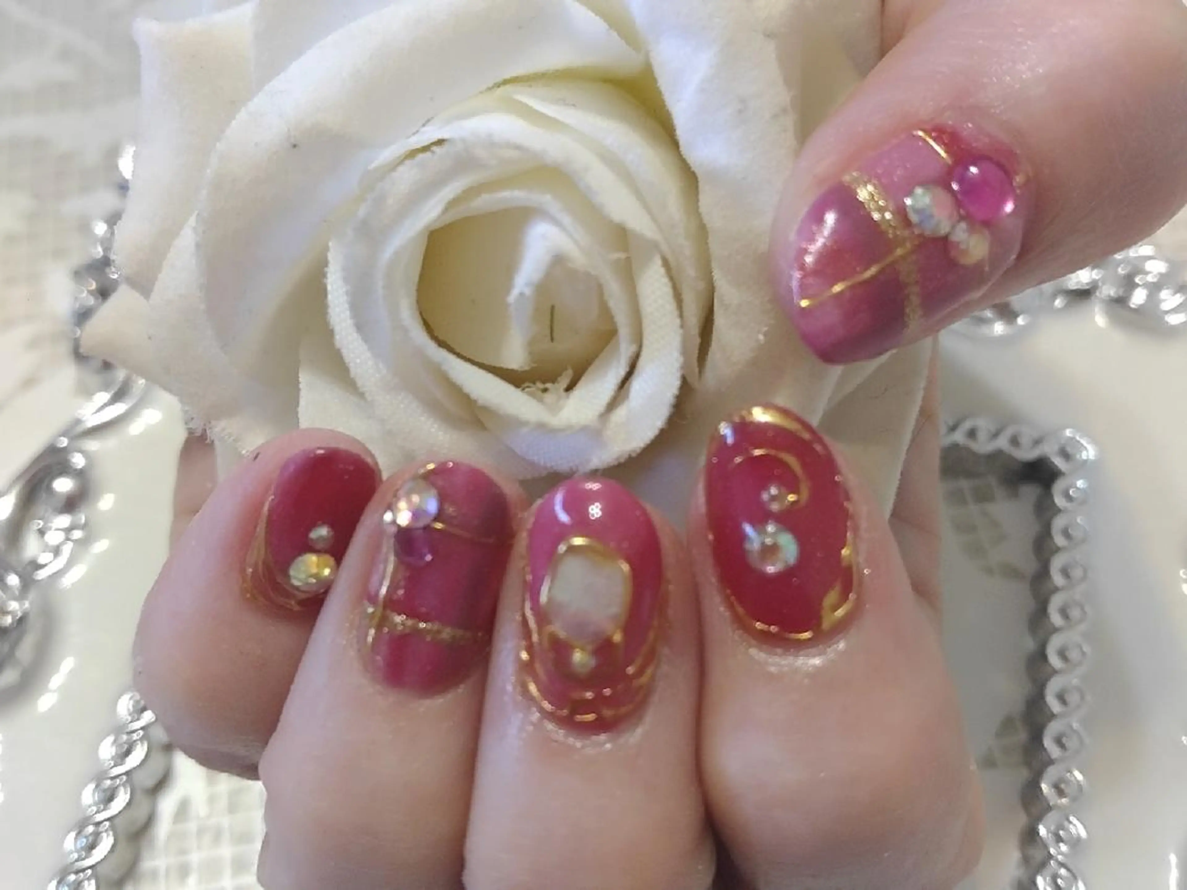 ネイル フラッシュネイル エステとネイル ローズコンフォートのネイルデザイン