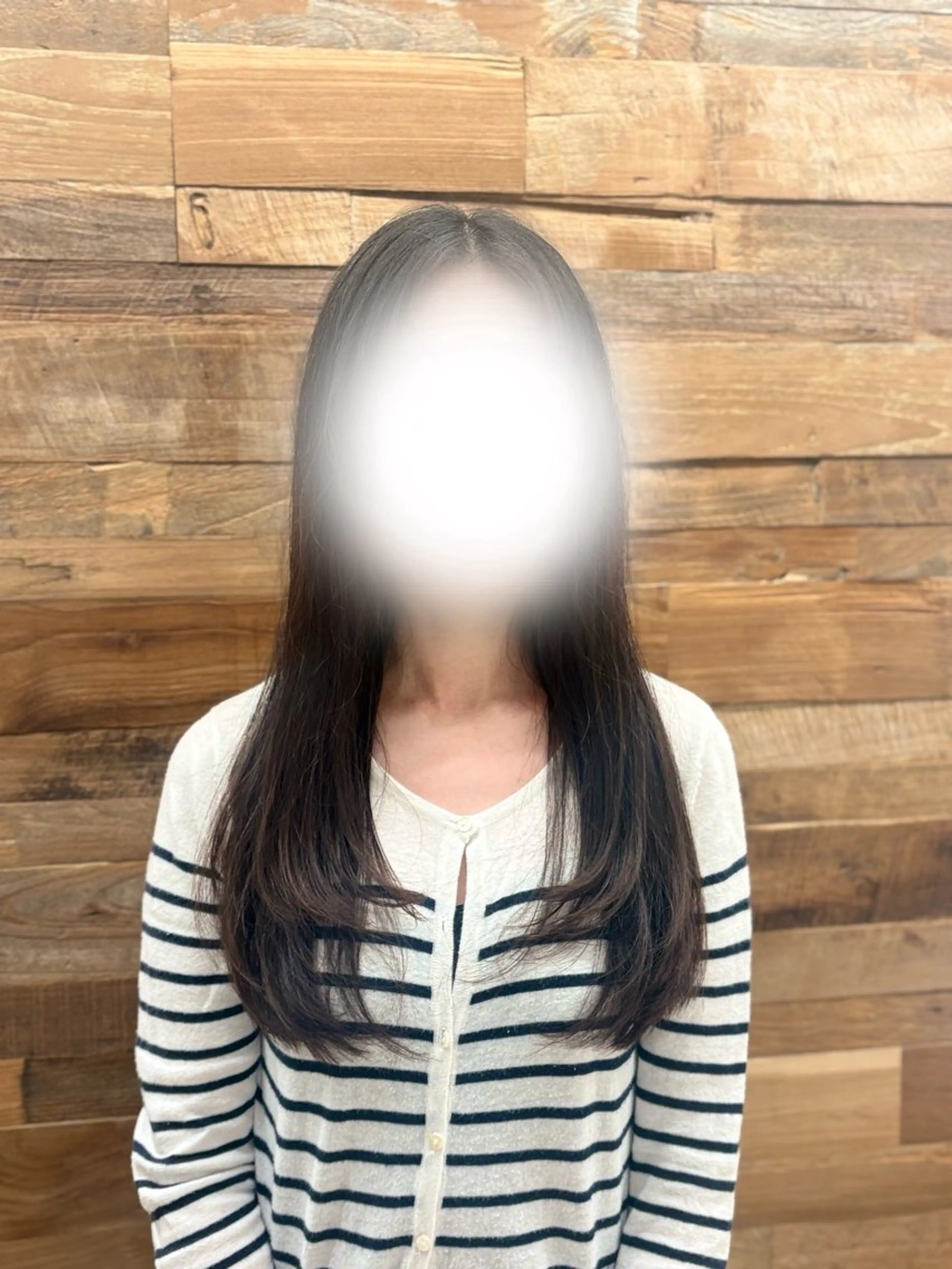 ロング レイヤーカット ローレイヤー hair&spa Liino所属・Liinoアイナ /カットモデル募集中のヘアスタイル