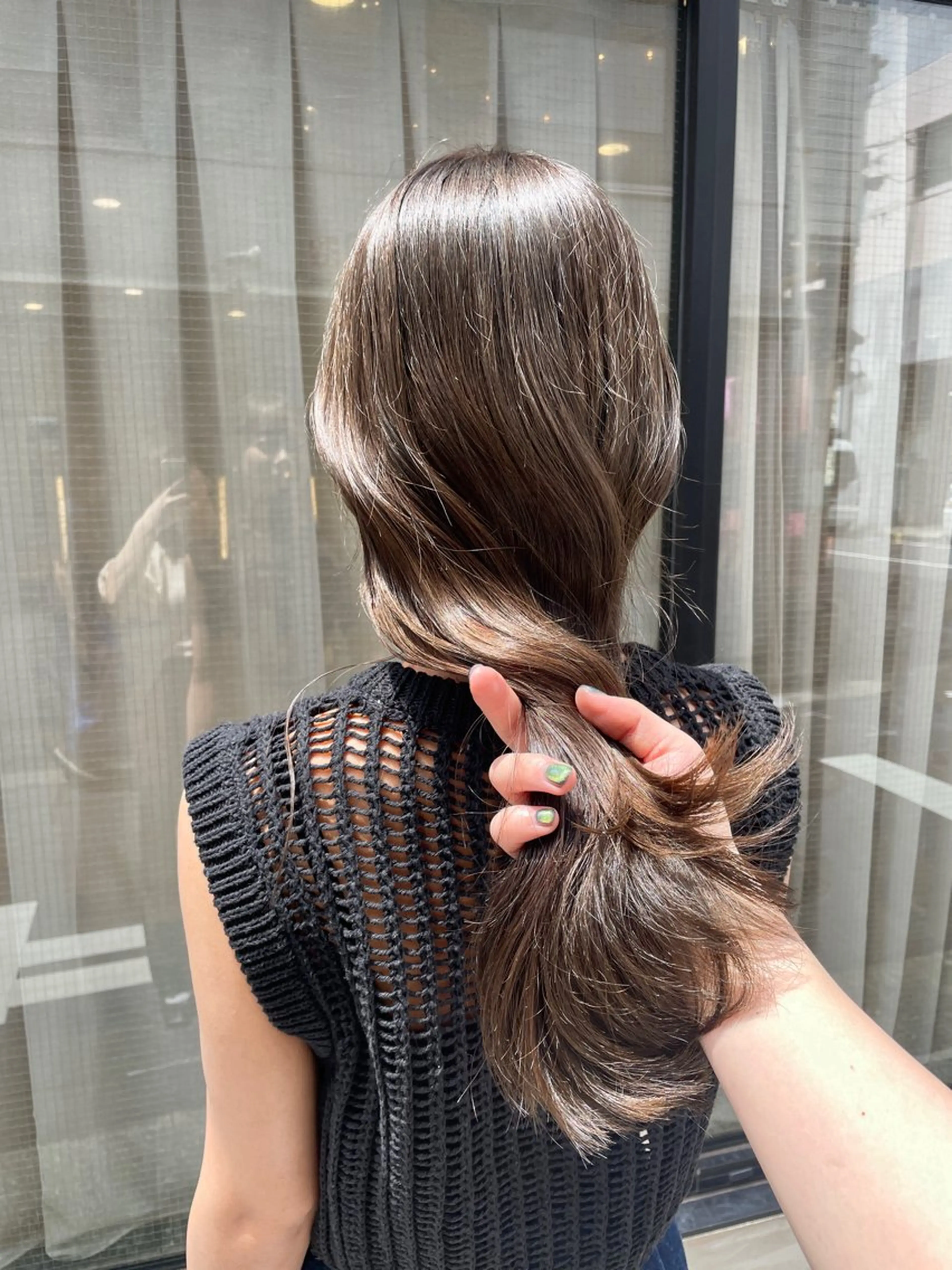 ミディアム カラー グレージュ ヘアカラー トリートメント カラー/レイヤー/ 髪質改善/PAAQのヘアスタイル