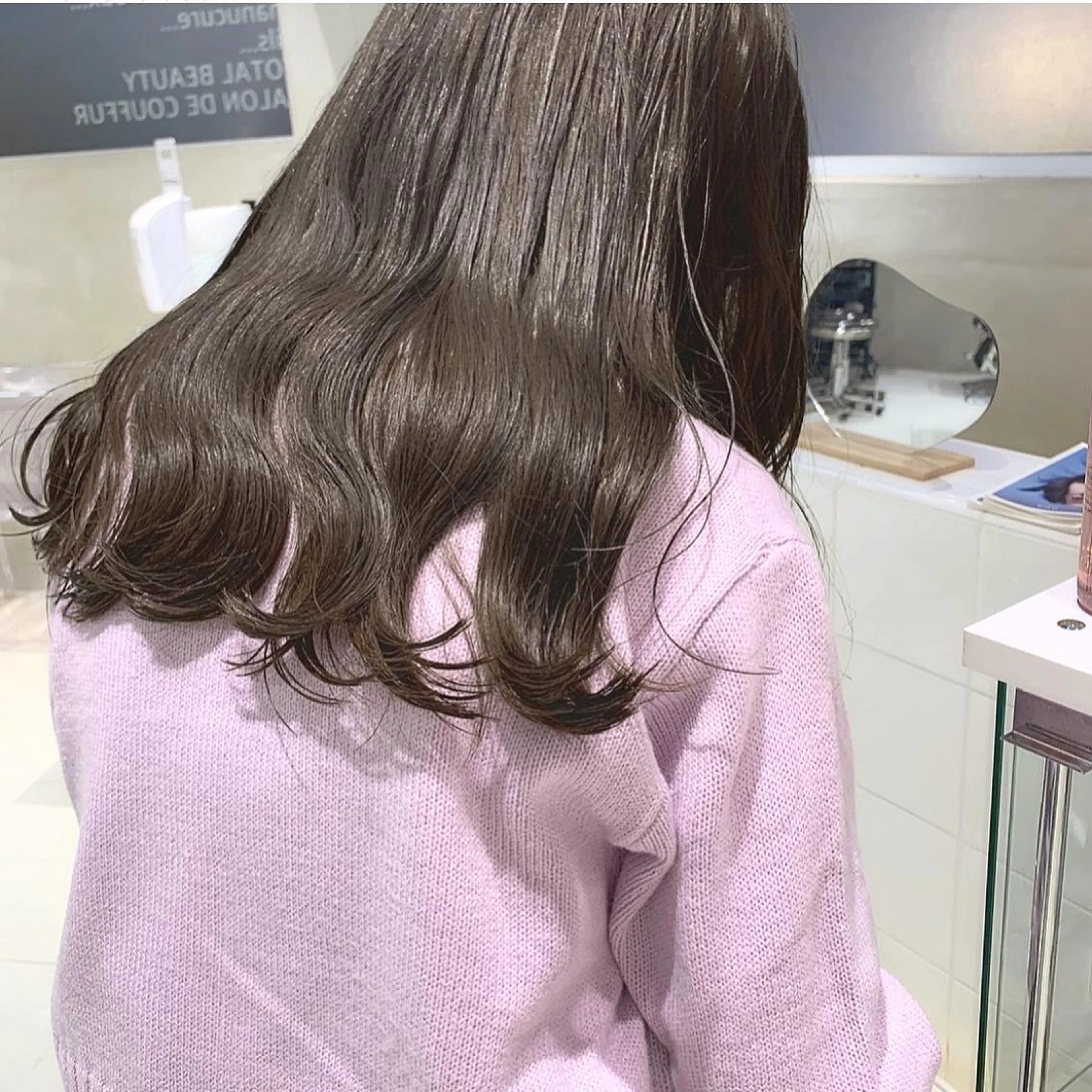 セミロング カラー 韓国ヘア/レイヤー/ 🤍ayumuのヘアスタイル