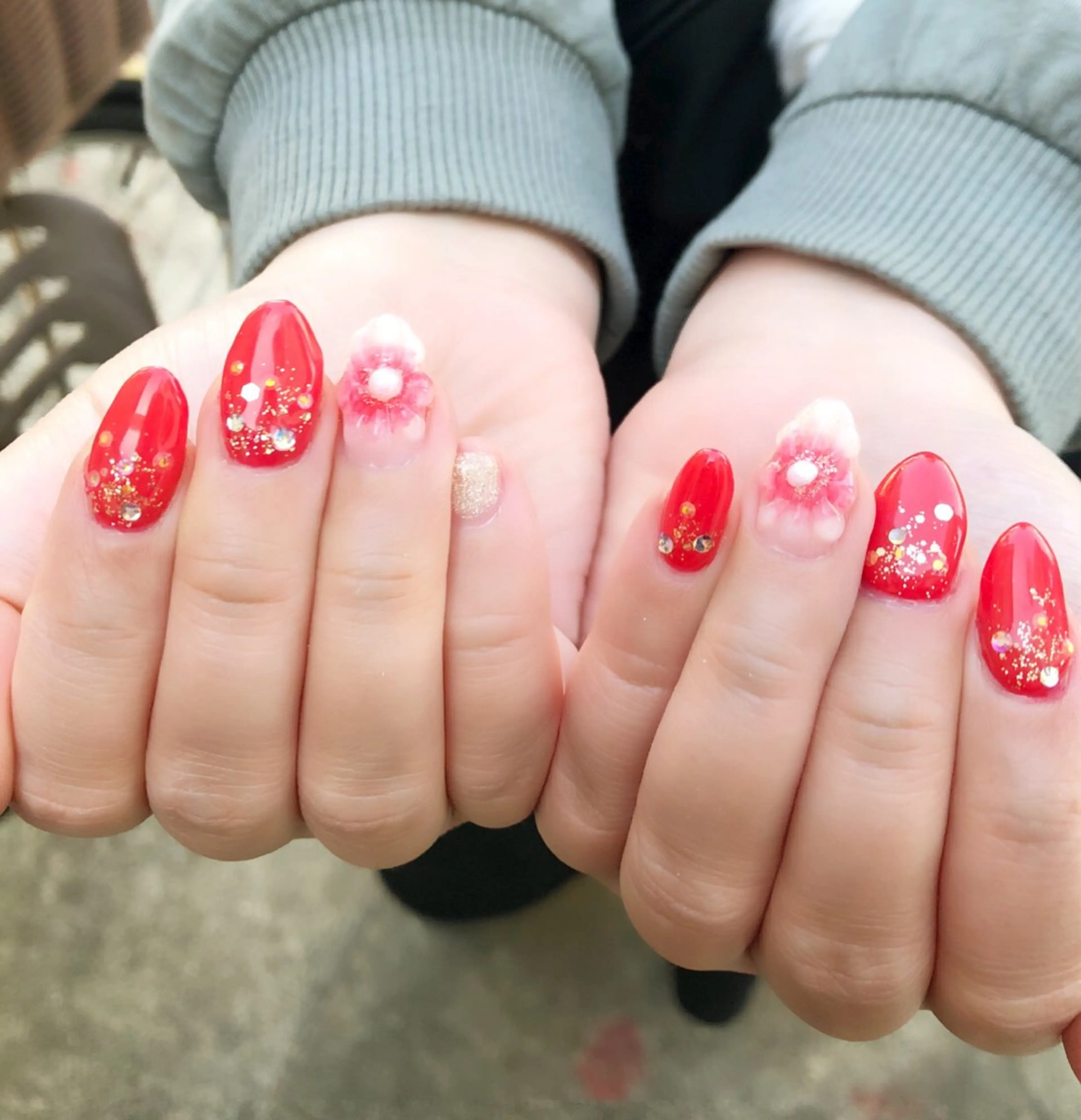 ネイル フラワーネイル ぷっくりネイル ＧＬAD グラットのネイルデザイン