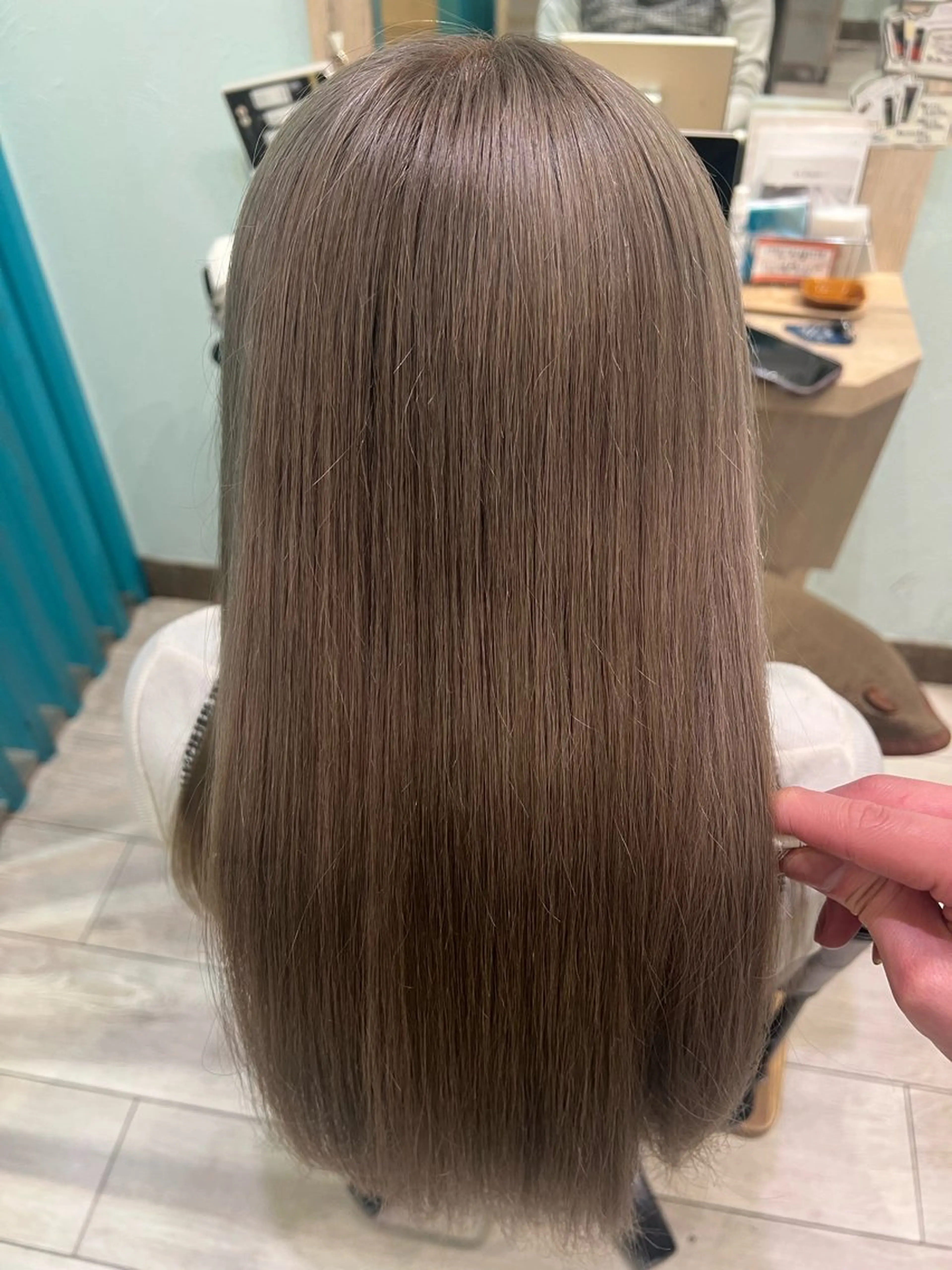 セミロング カラー 髪質改善カラー 🏖️クウト🏖️のヘアスタイル