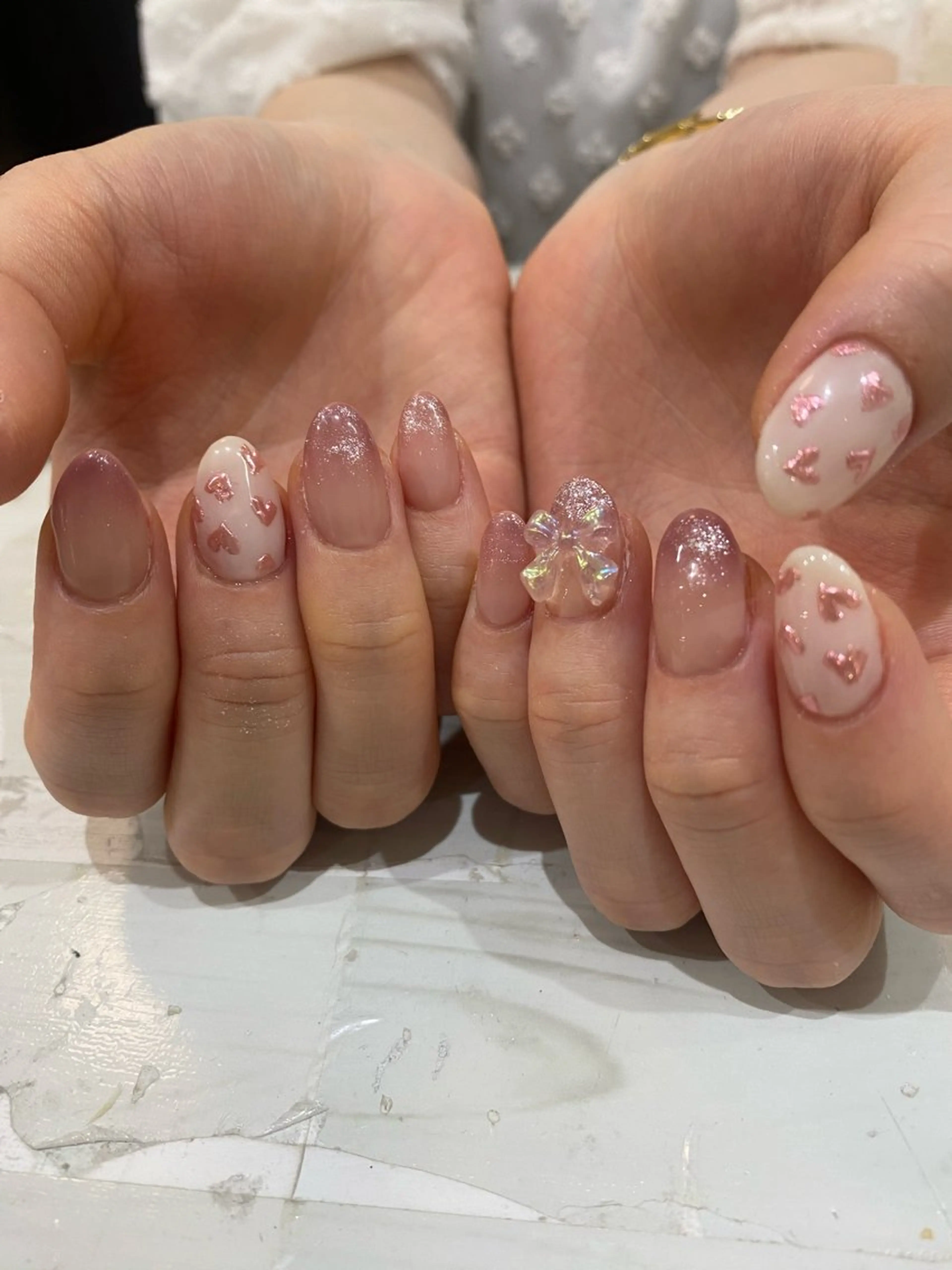 ネイル 藤井 里緒奈のネイルデザイン